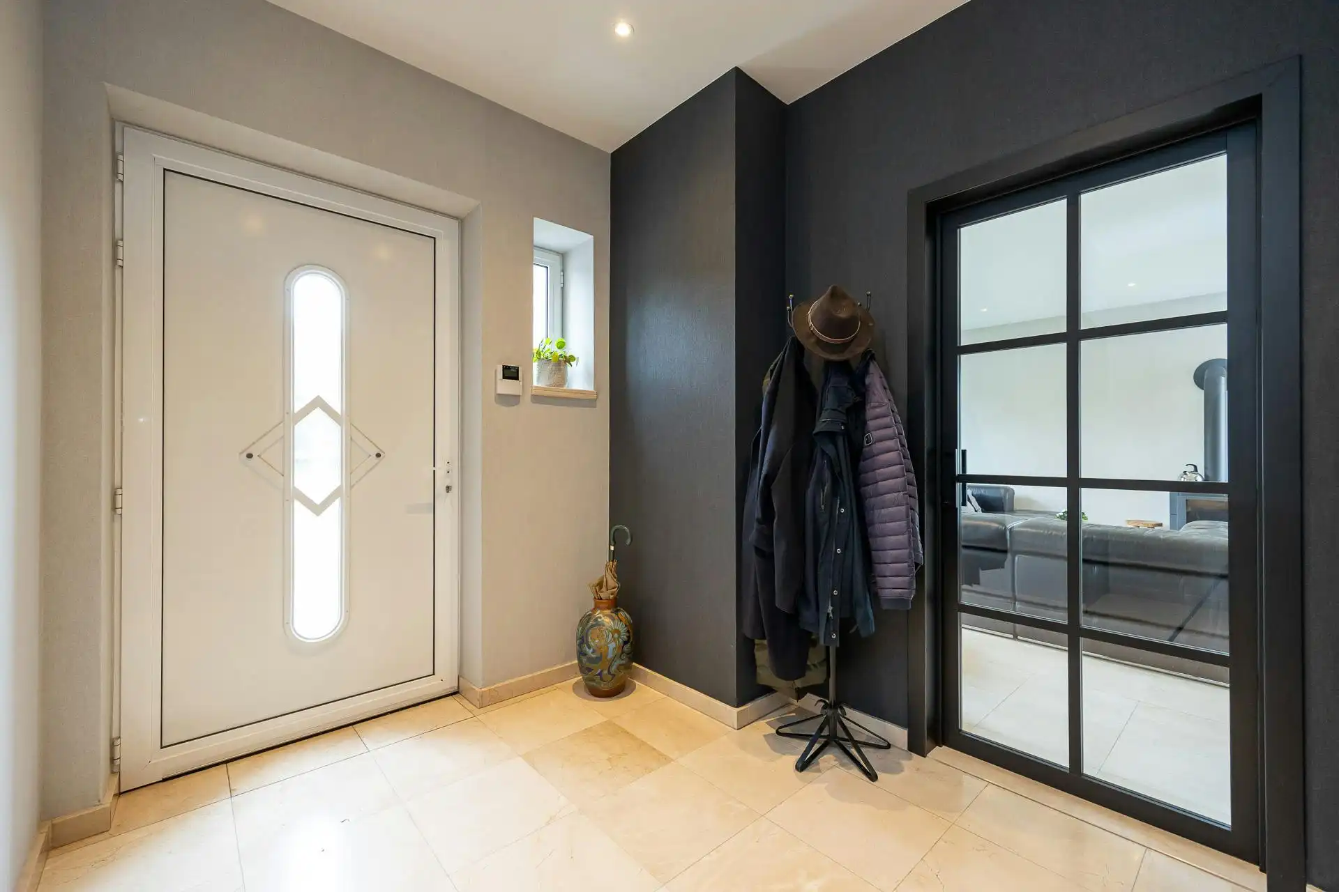 gerenoveerd huis met zwembad op 17 are te koop in Kasterlee foto 6