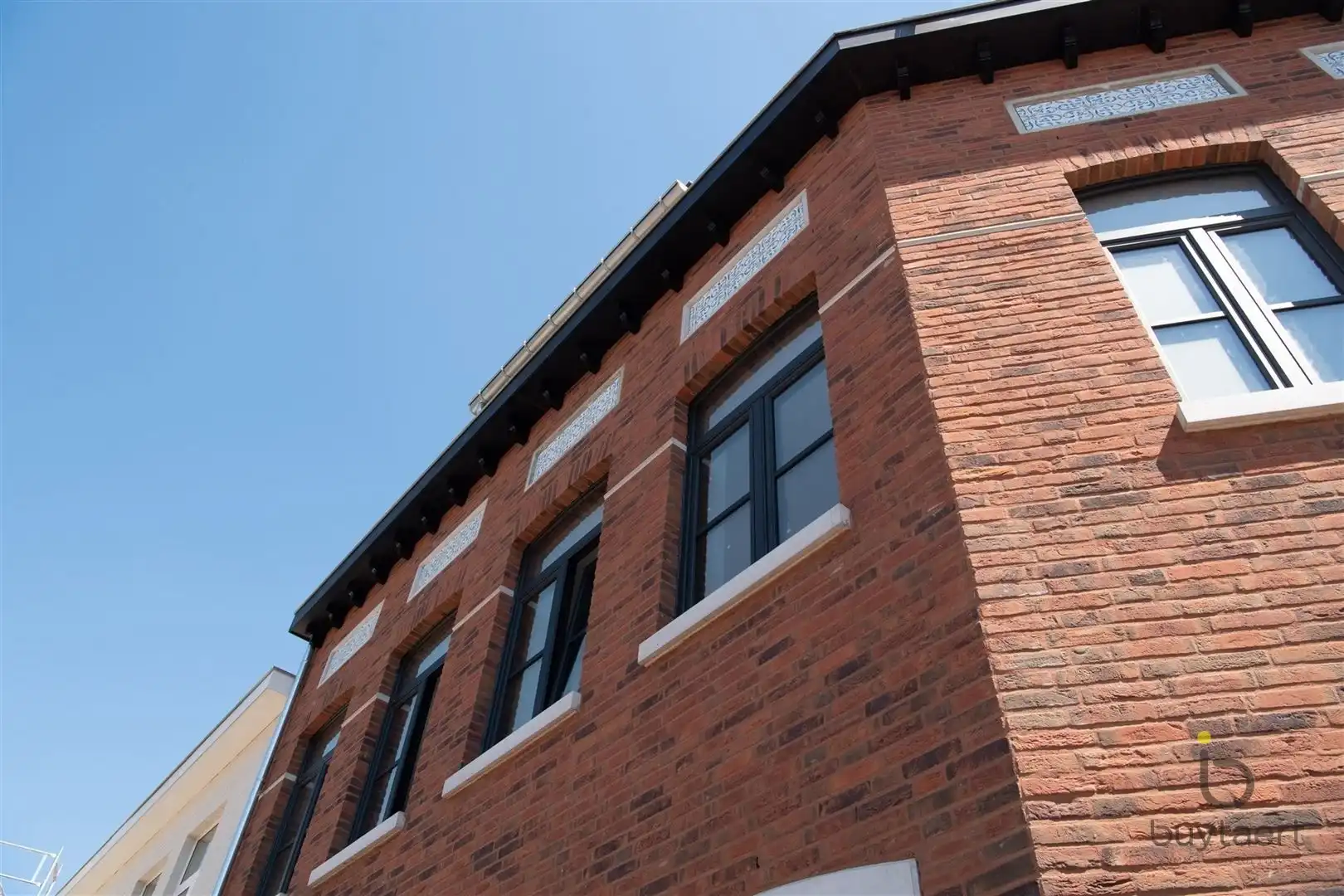 Beleef luxe, comfort en energiezuinigheid in een karaktervolle architectuur. foto 25