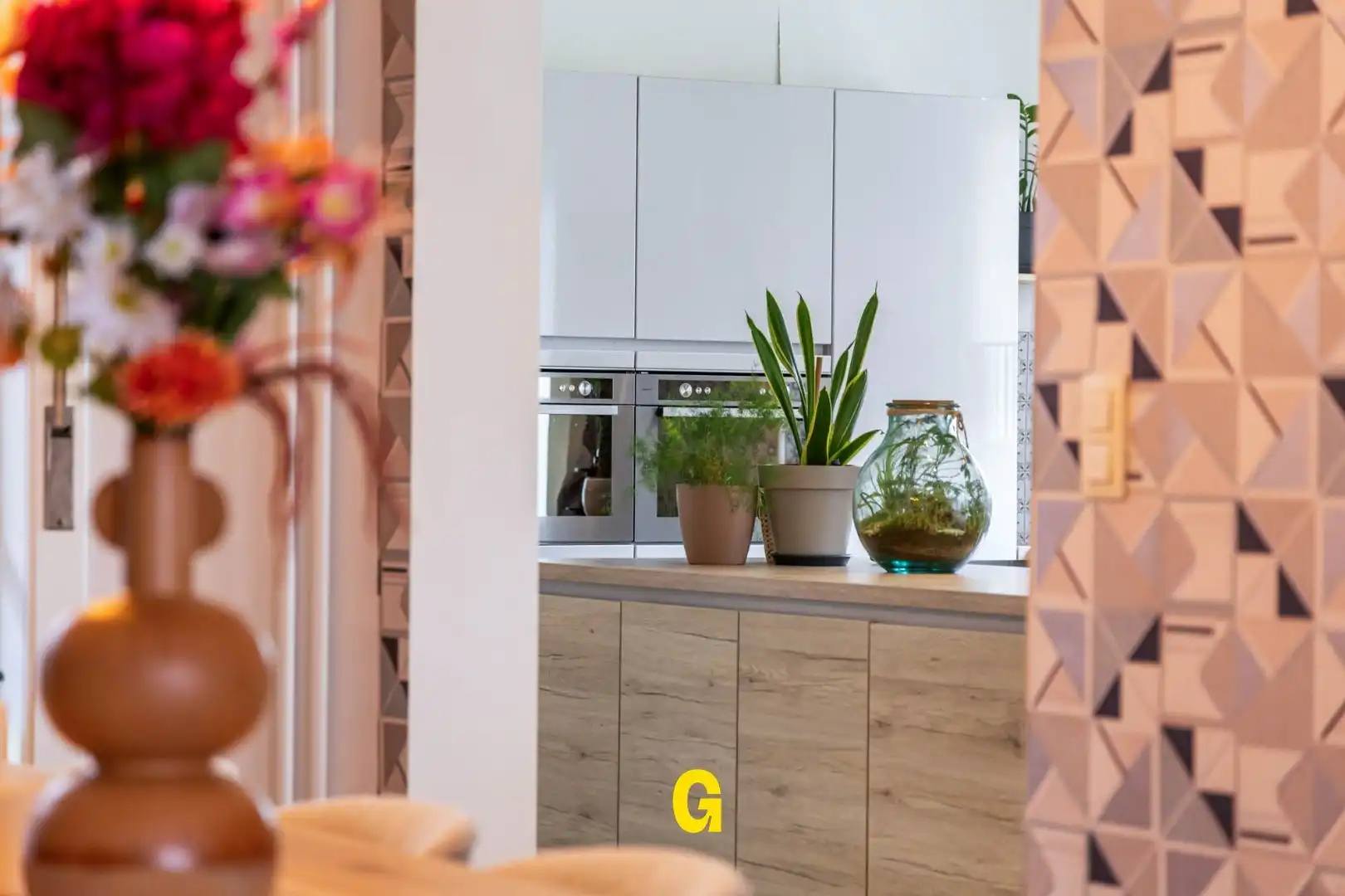 Knap gerenoveerde halfopen woning met drie slaapkamers en tuin op 4a 45ca, vlak bij het centrum van Hoeselt foto 7