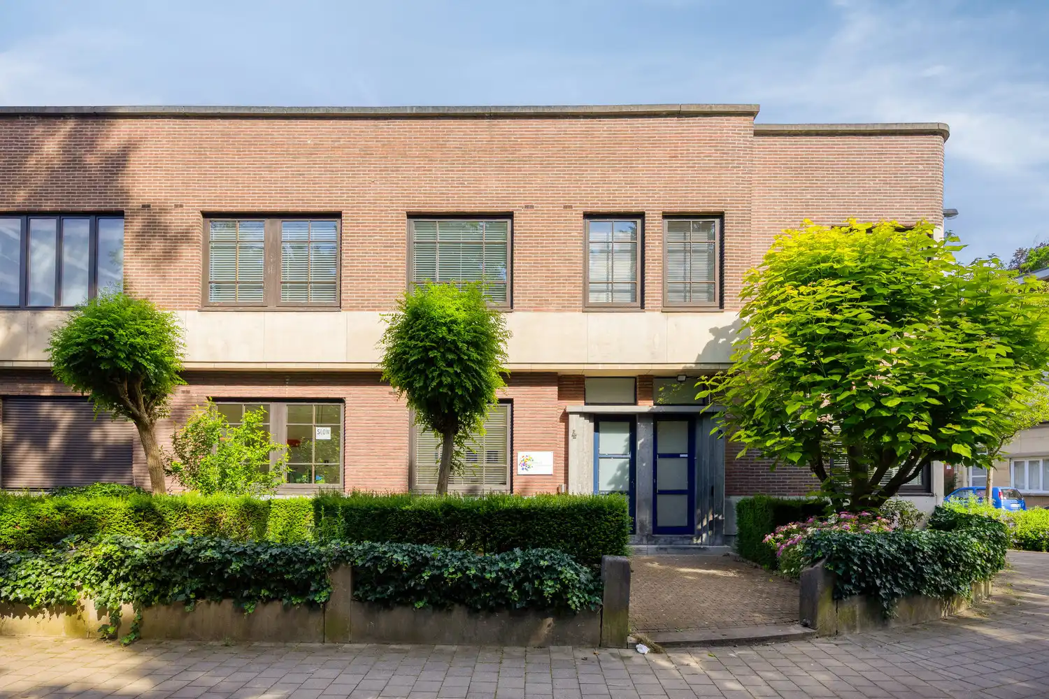 Karaktervol interbellum kantoorgebouw in de gegeerde Expowijk te Antwerpen! foto 3