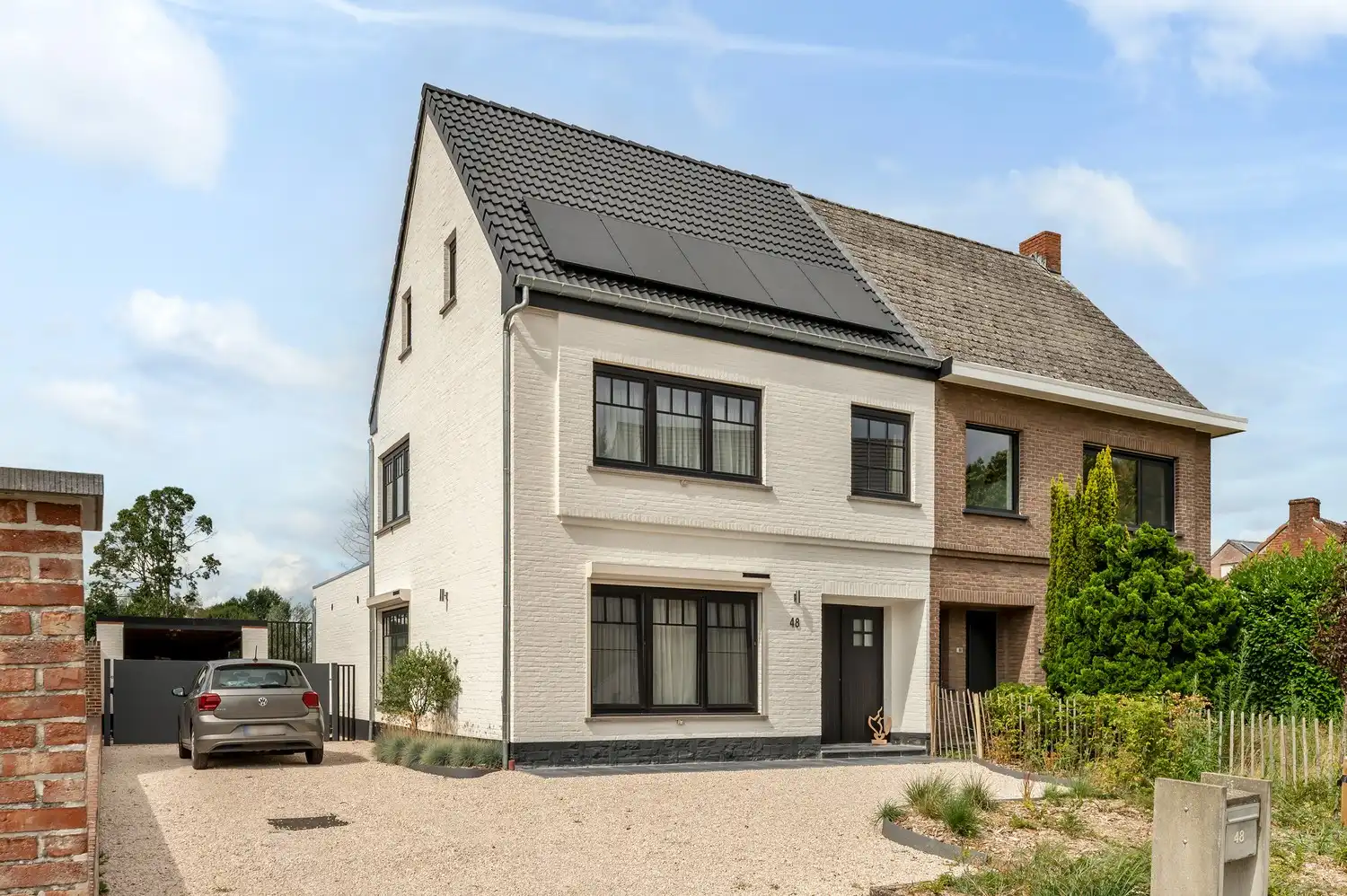 Instapklare gezinswoning met 4 slaapkamers op een perceel van 897 m² nabij het centrum van Itegem foto {{pictureIndex}}