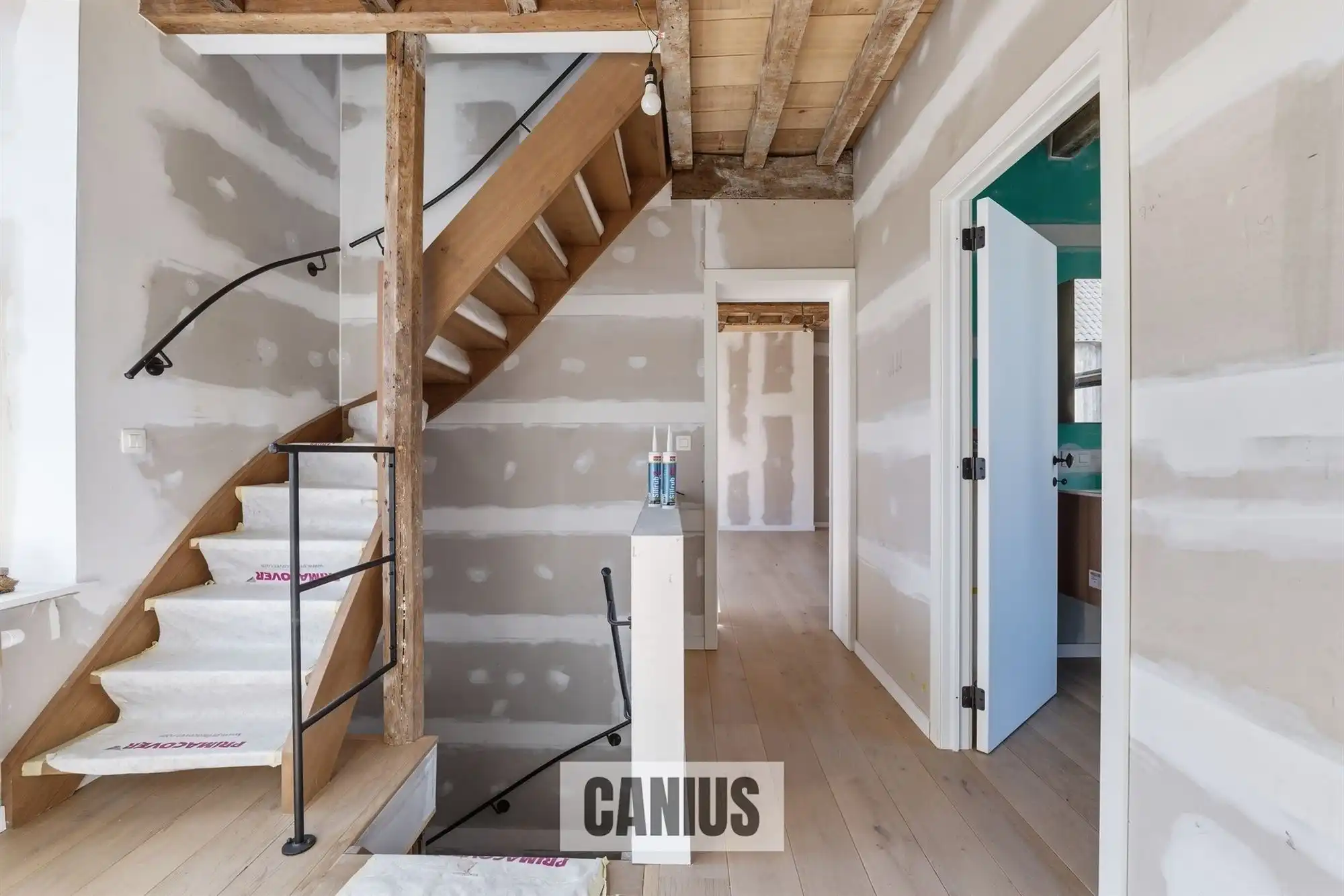 STATIGE WONING MET 3 SLKS EN TERRAS  foto 17
