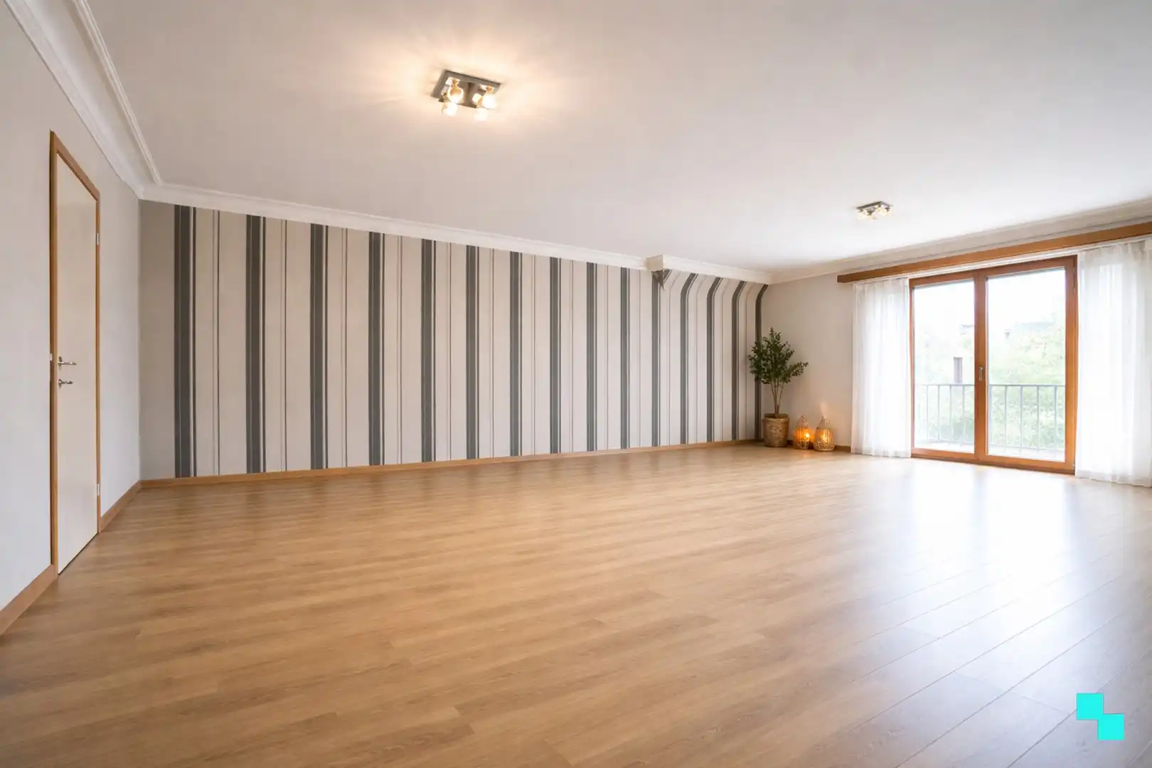 Ideale opbrengsteneigendom nabij de Grote Markt van Izegem foto 9