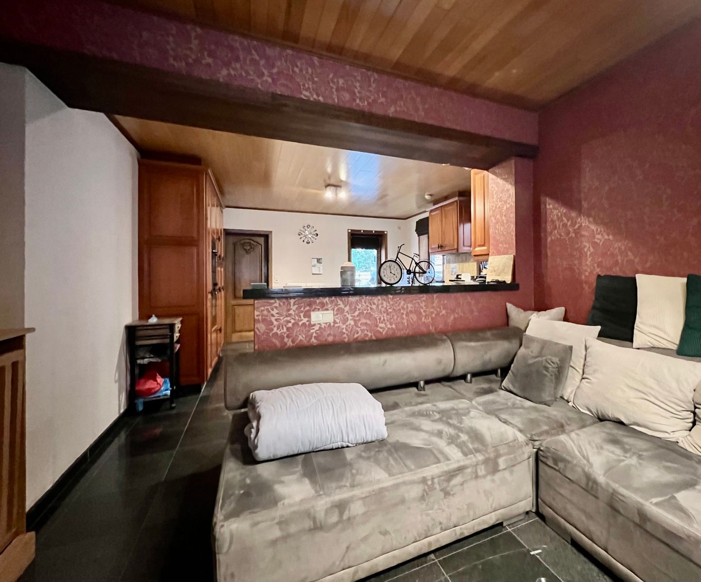 Solide woning met zeer gunstige ligging. foto 6