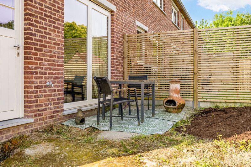 Half-open, recente woning met tuin, 3 slaapkamers en parking foto 31