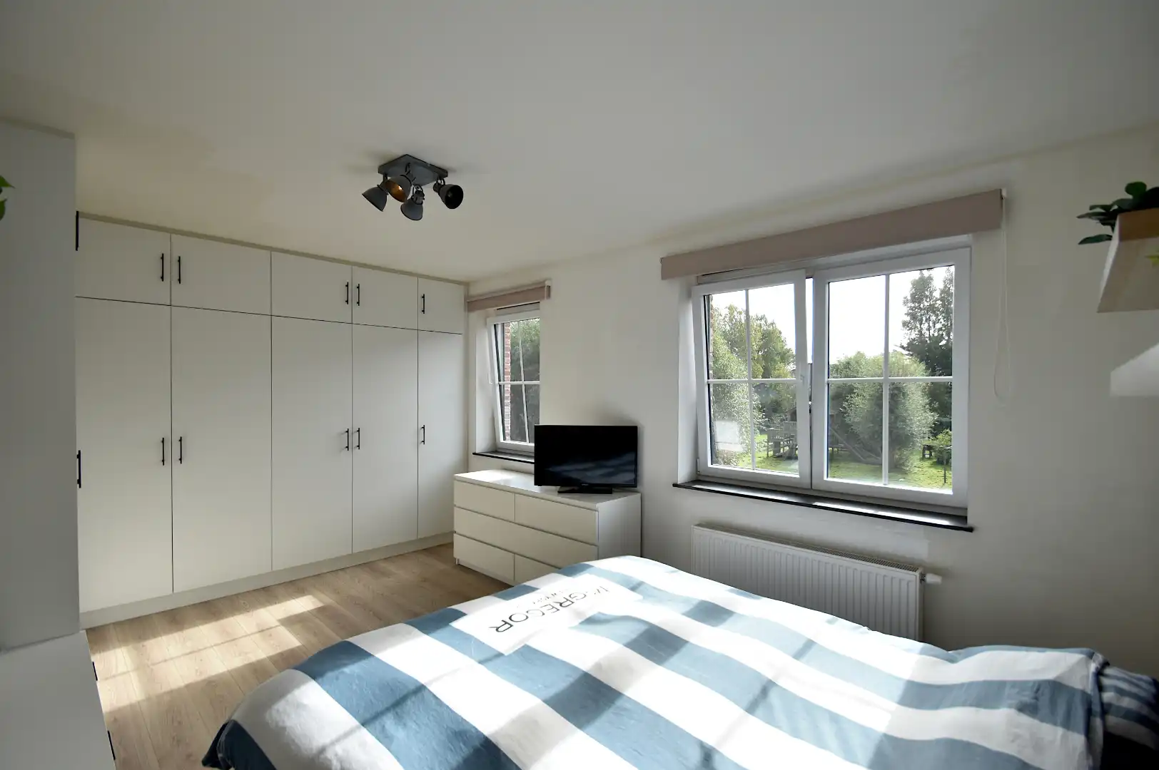 Instapklare gezinswoning (2020) met 5 slaapkamers nabij zee foto 14