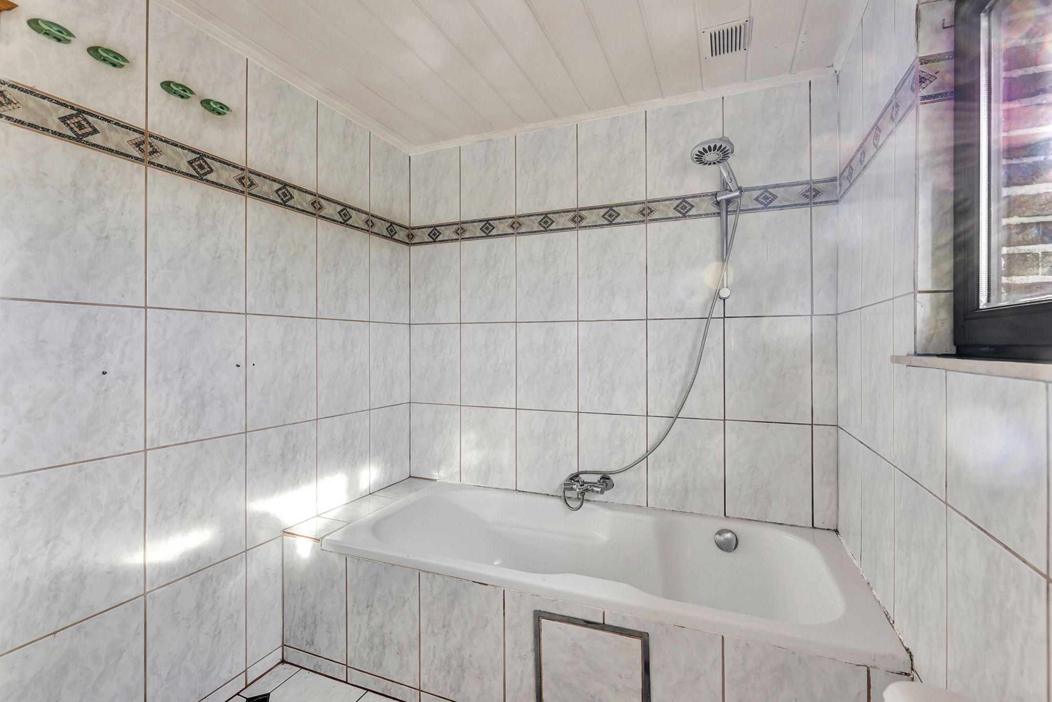 Ruime woonst met dubbele garage en veel mogelijkheden foto 16