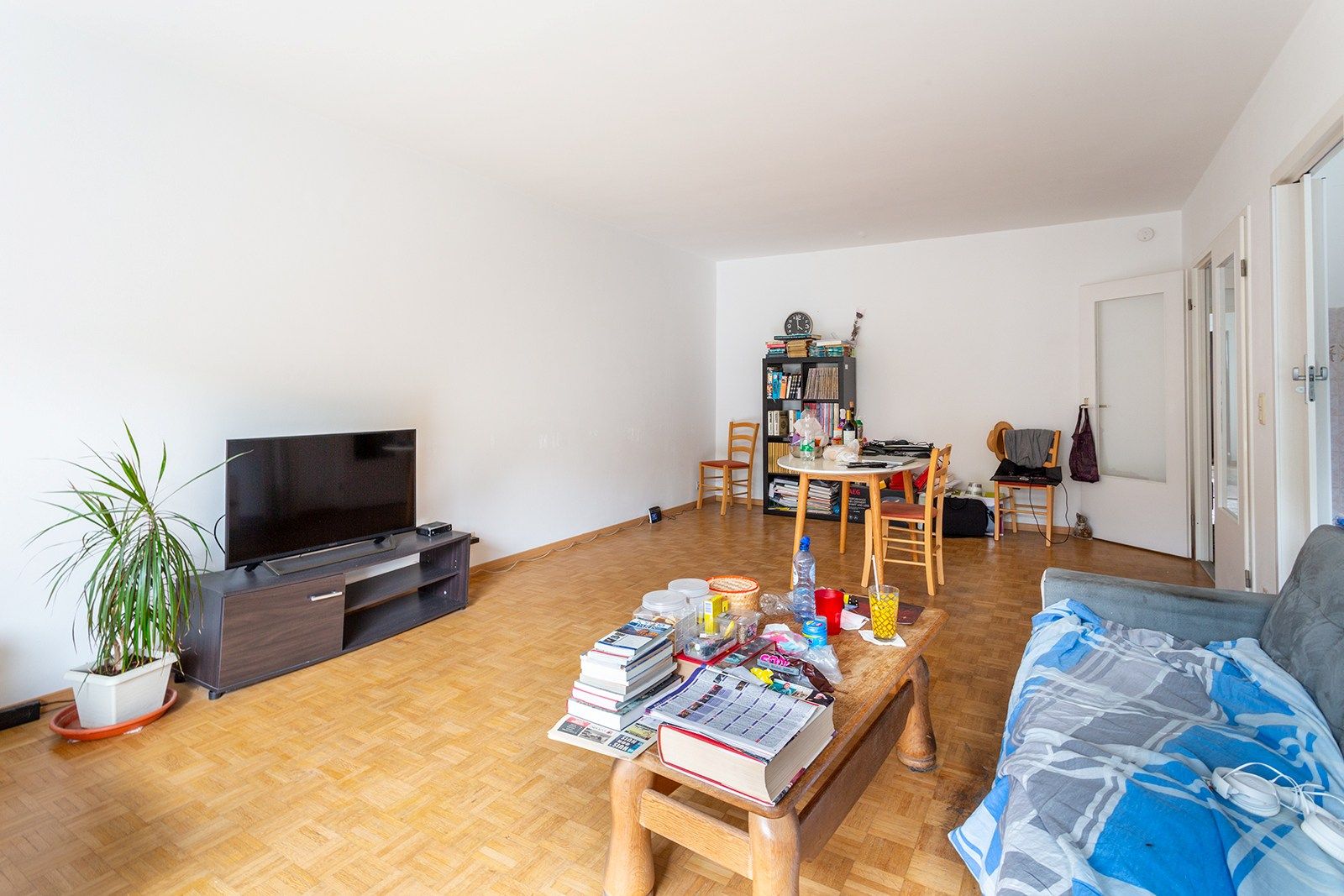 Ruim en lichtrijk appartement met 2 terrassen en garagebox foto 3