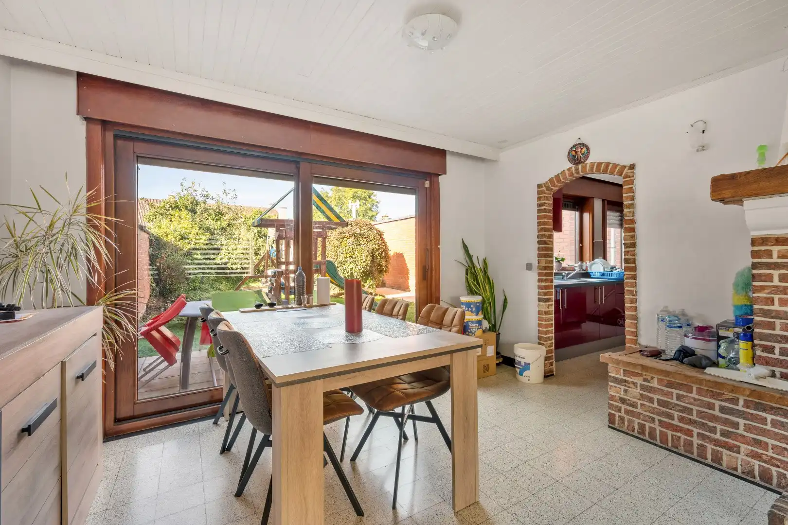 OP TE FRISSEN WONING MET 3 SLAAPKAMERS, BUREAURUIMTE, GARAGE EN  TUIN foto 7