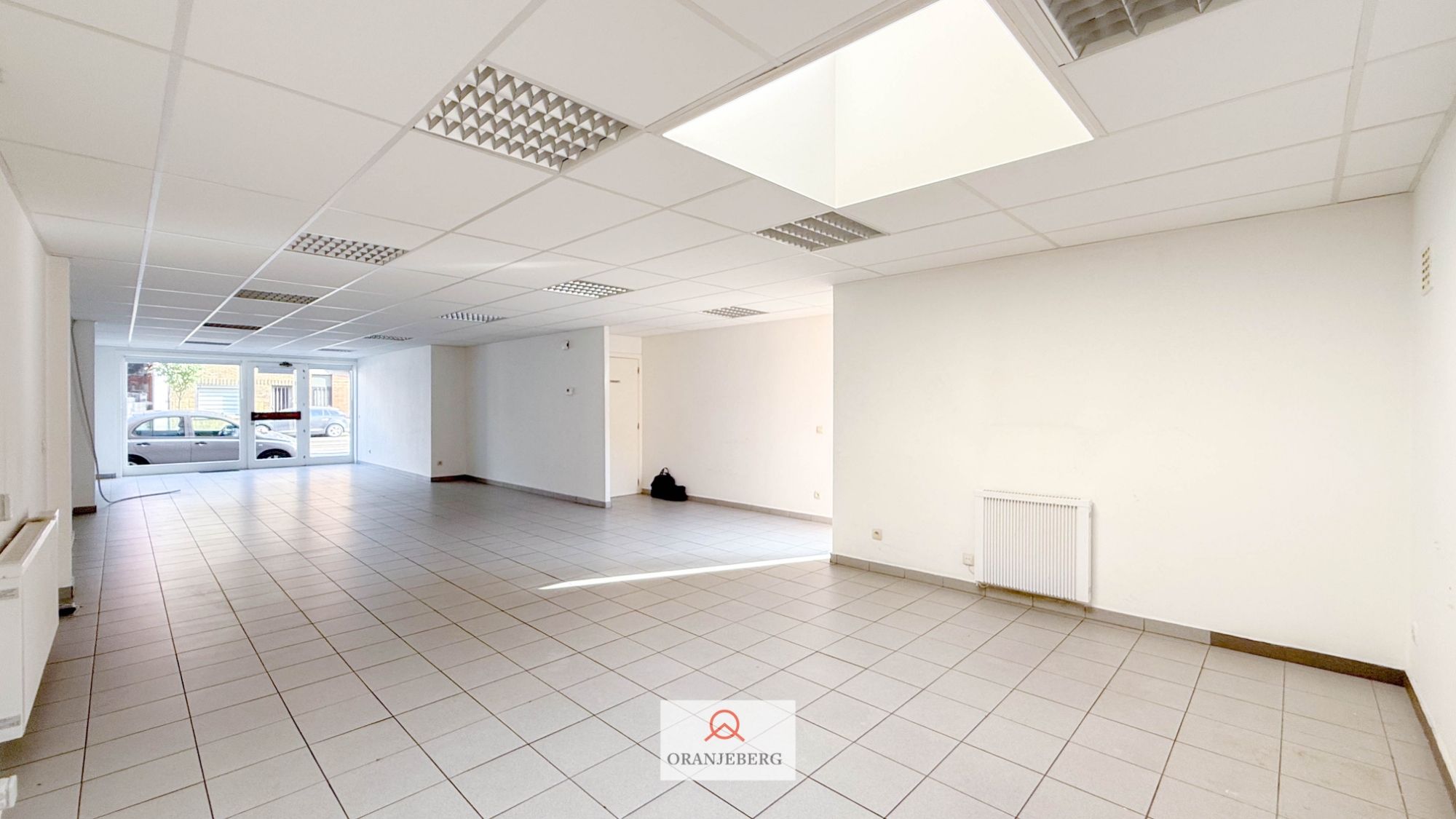 Commerciële ruimte te huren vlakbij Van Beverenplein Gent foto 4