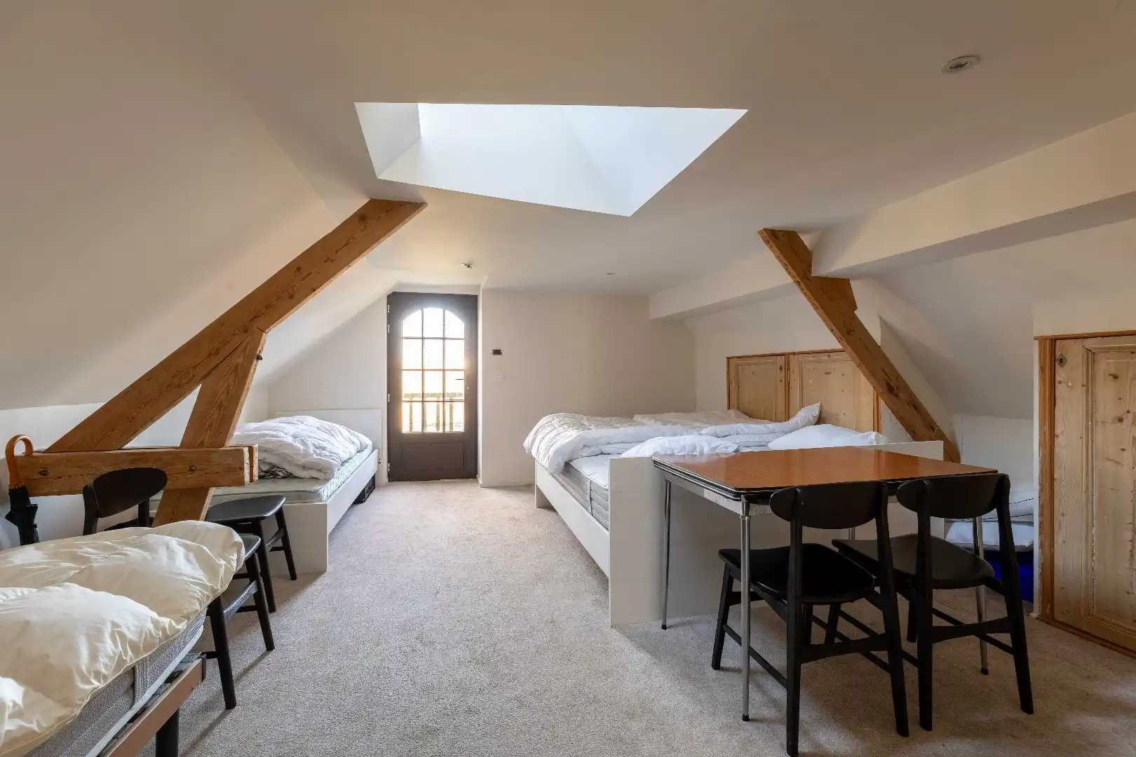 Luxe horecazaak met woonst, parking, terrassen en bureel te Oostduinkerke. foto 26