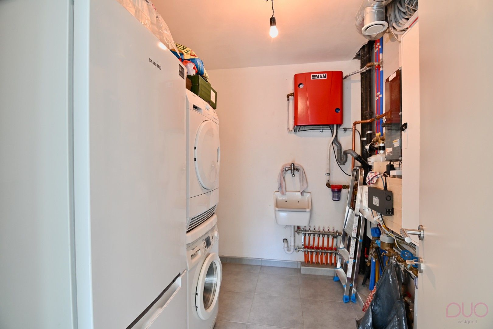 Moderne instapklare gezinswoning van 2015 met 3 slaapkamers in Sint-Truiden (TOPLOCATIE) foto 11