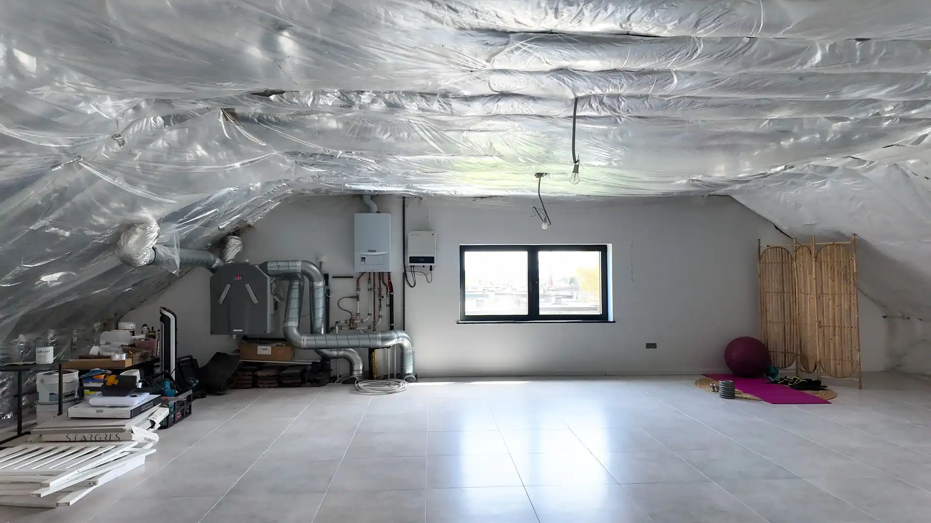 PRACHTIGE AFGEWERKTE HOB MET 3 SLKPS+ TE KOOP - MAASMECHELEN foto 21