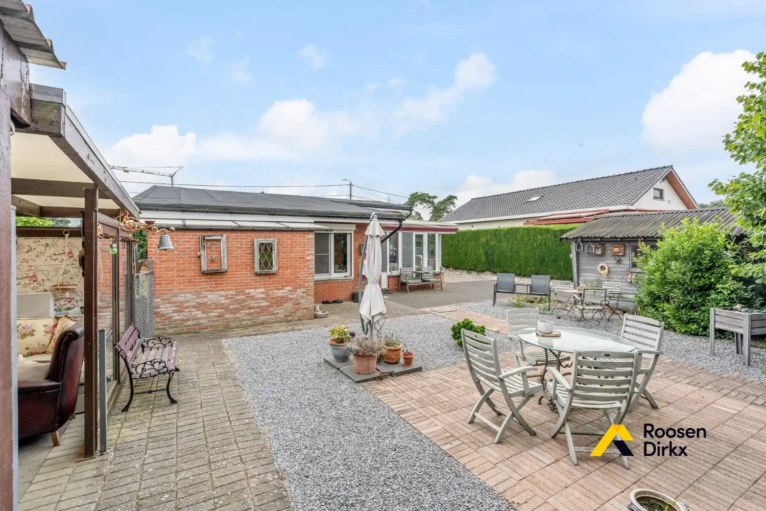 Perfect onderhouden gelijkvloerse woning op een perceel van bijna 12a in het groene hart van Limburg foto 18