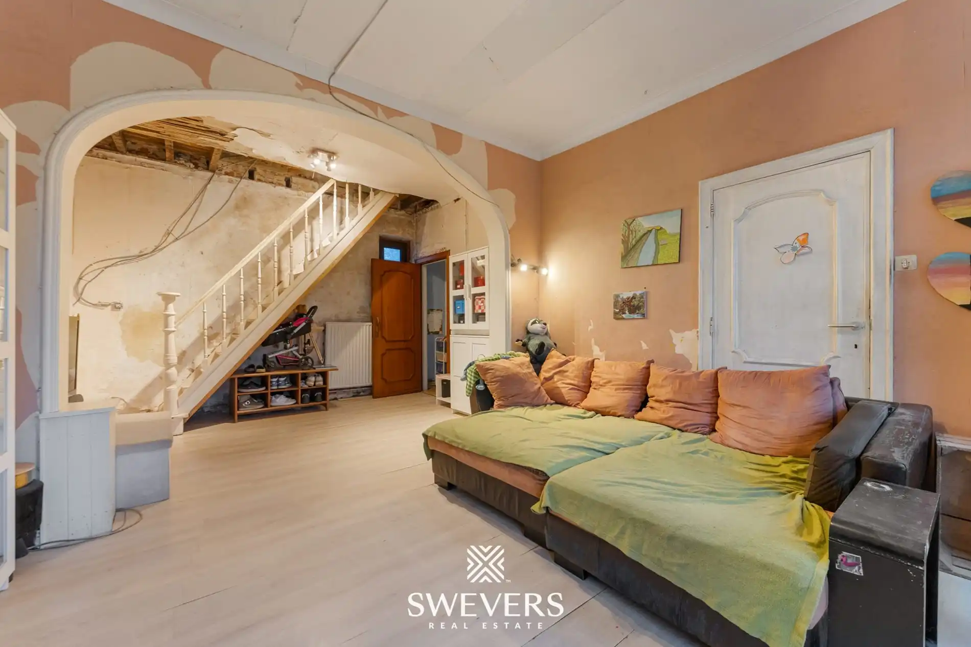 Woning met renovatiepotentieel, 3 slpk, zolder en veel bergruimte foto 9