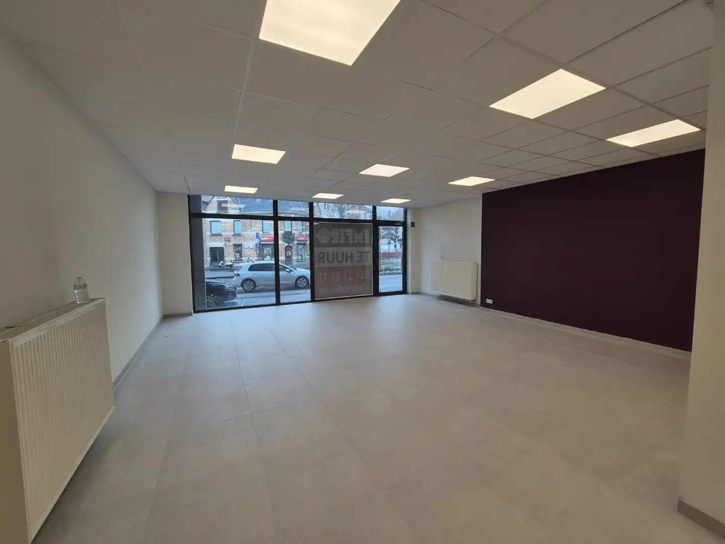 Commerciële ruimte te huur foto {{pictureIndex}}