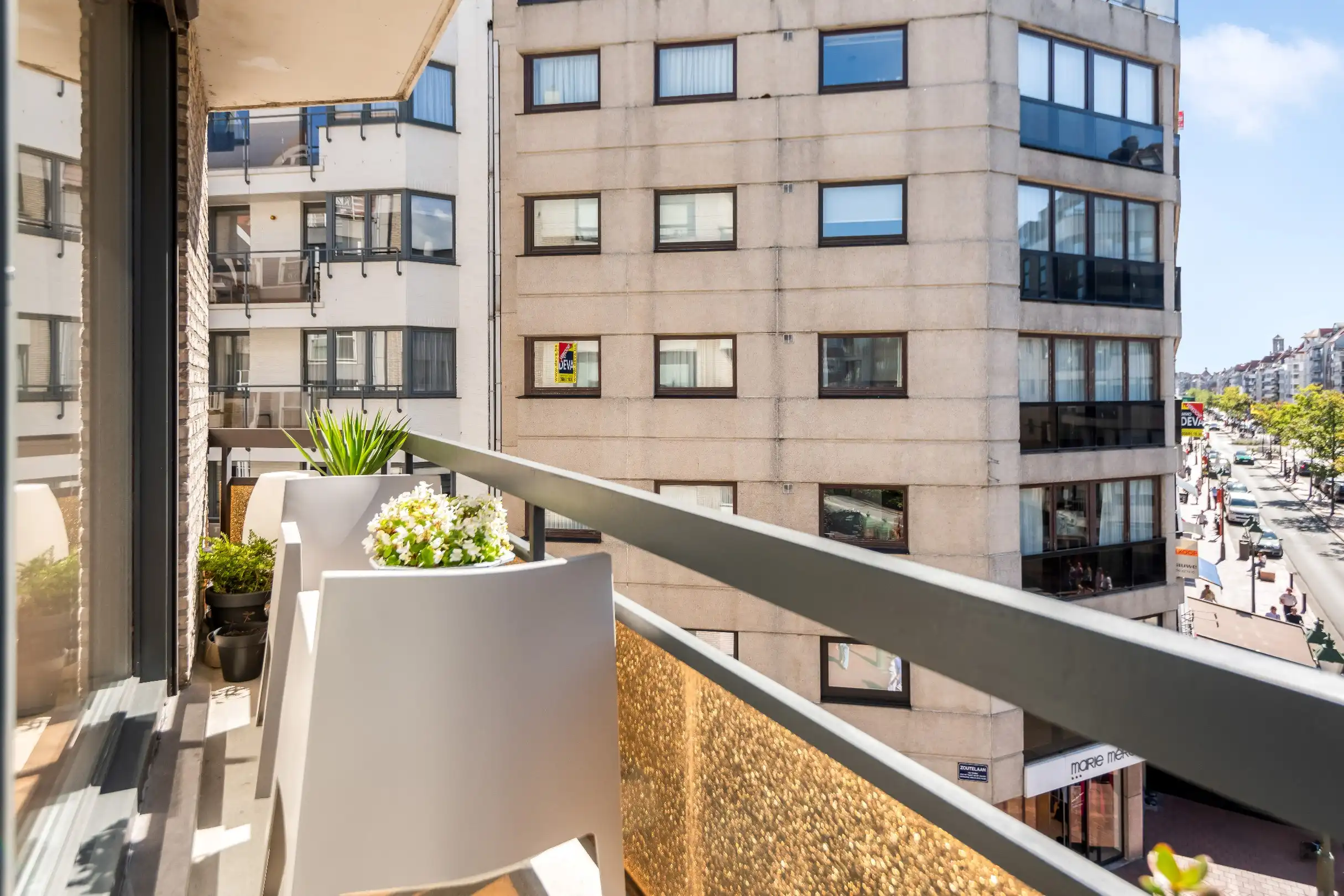  Zonnig hoekappartement op de hoek van de Lippenslaan en de Zoutelaan, met 2 slaapkamers. foto 13