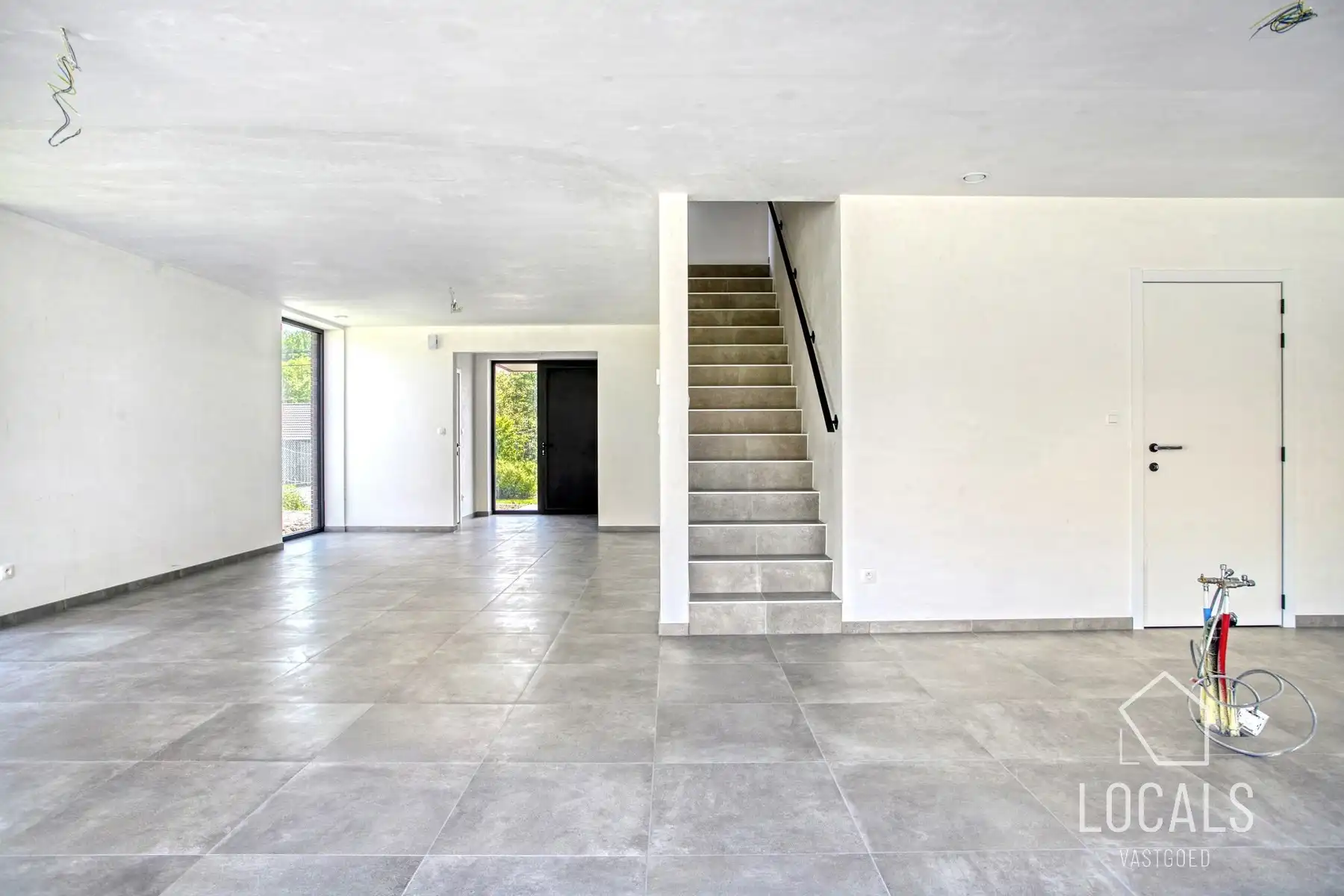 Ruime HOB met garage, tuin & 3 slaapkamers op toplocatie! foto 3