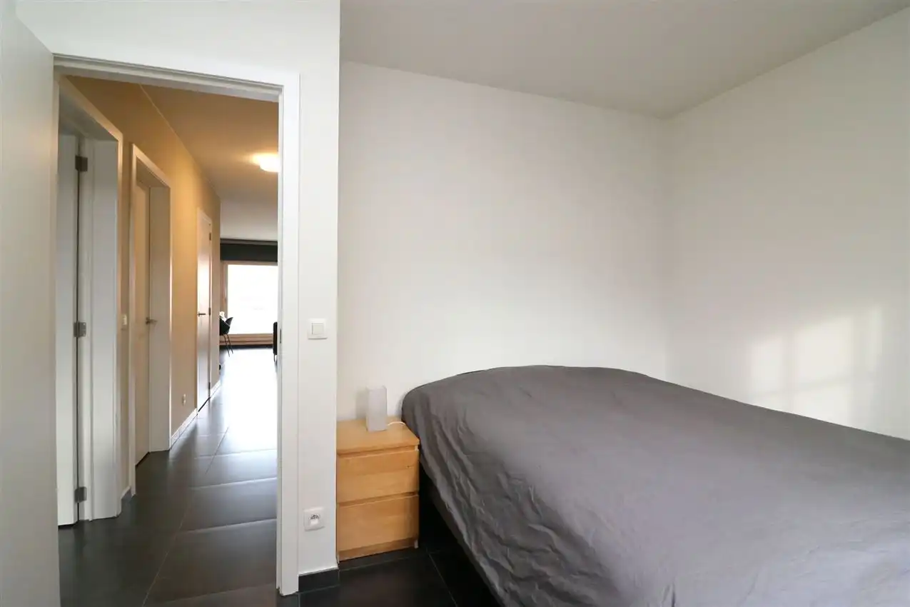 App. met 2 slpk., terras en autostaanplaats, rustig gelegen foto 20