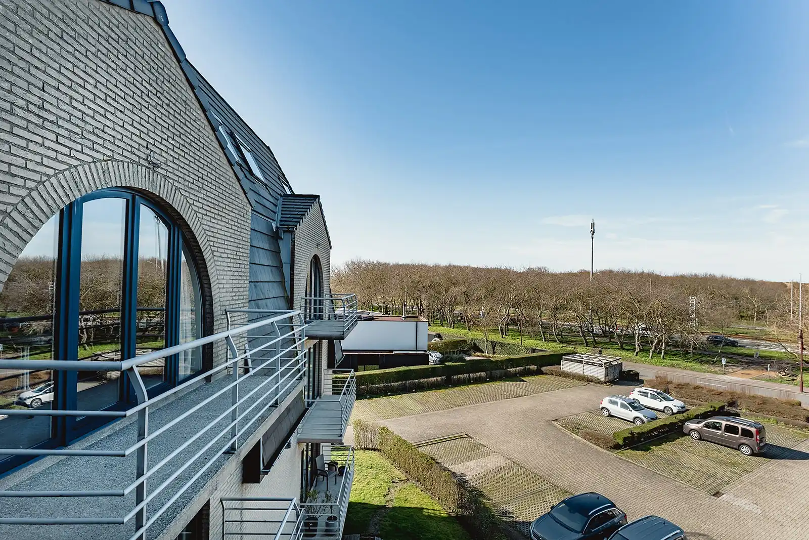 Instapklaar 2 slaapkamer appartement gelegen in De Haan op wandelafstand van het strand en het centrum. foto 21