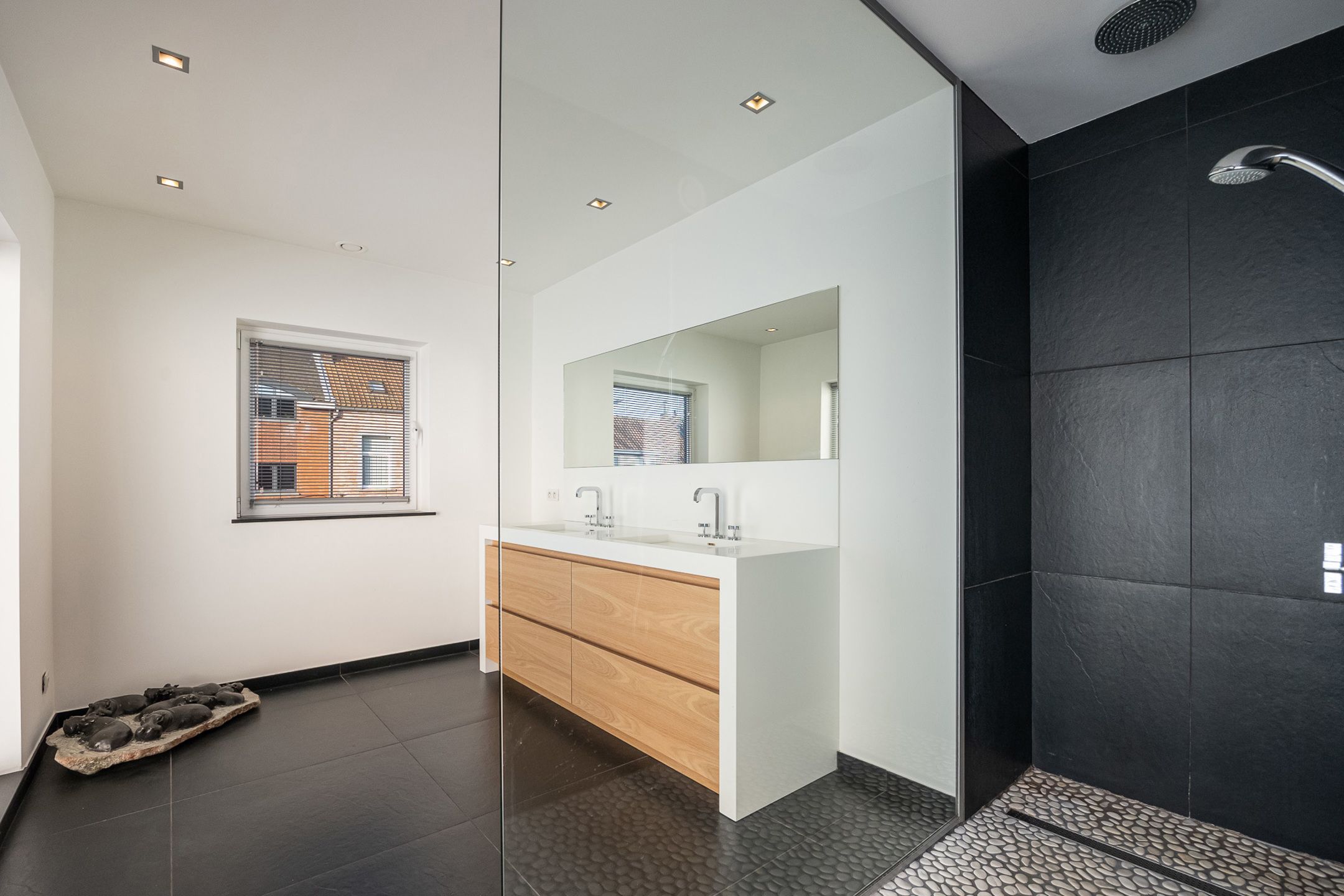 Moderne HOB met 4 slpks + kantoren en magazijnruimte  foto 22