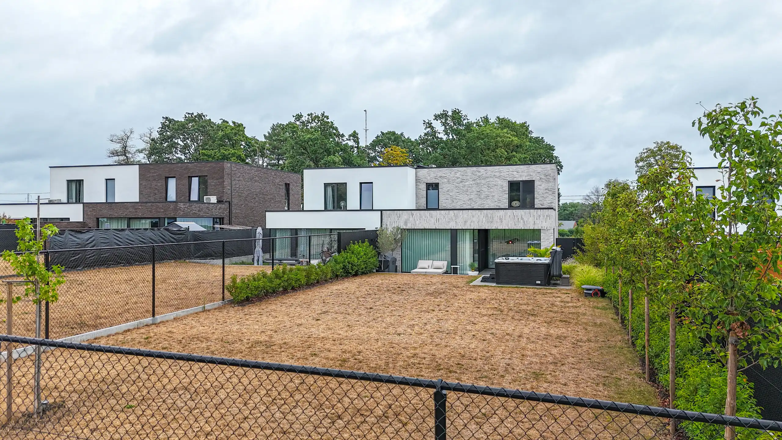 Luxueuze nieuwbouwwoning uit 2023 met E-peil 13 te Paal! foto 70