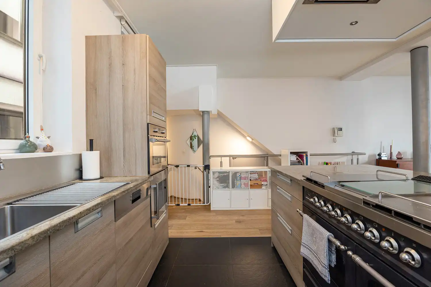 Ruim en energiezuinig appartement (139m²/ EPC B!) met terras in het modehart van Antwerpen aan de Nationalestraat foto 7