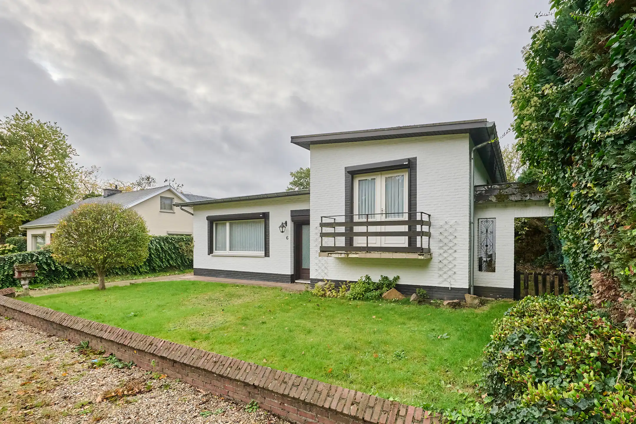 RUSTIG GELEGEN OP TE FRISSEN GEZINSWONING OP 6a in As. foto 15