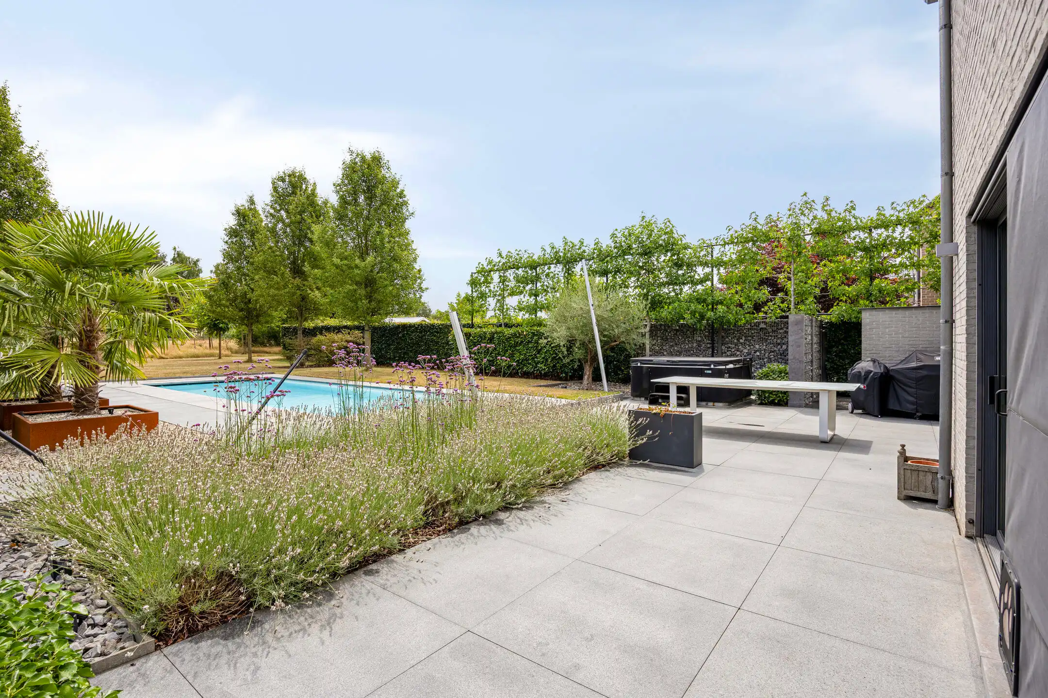 Exclusieve villa met zwembad foto 34