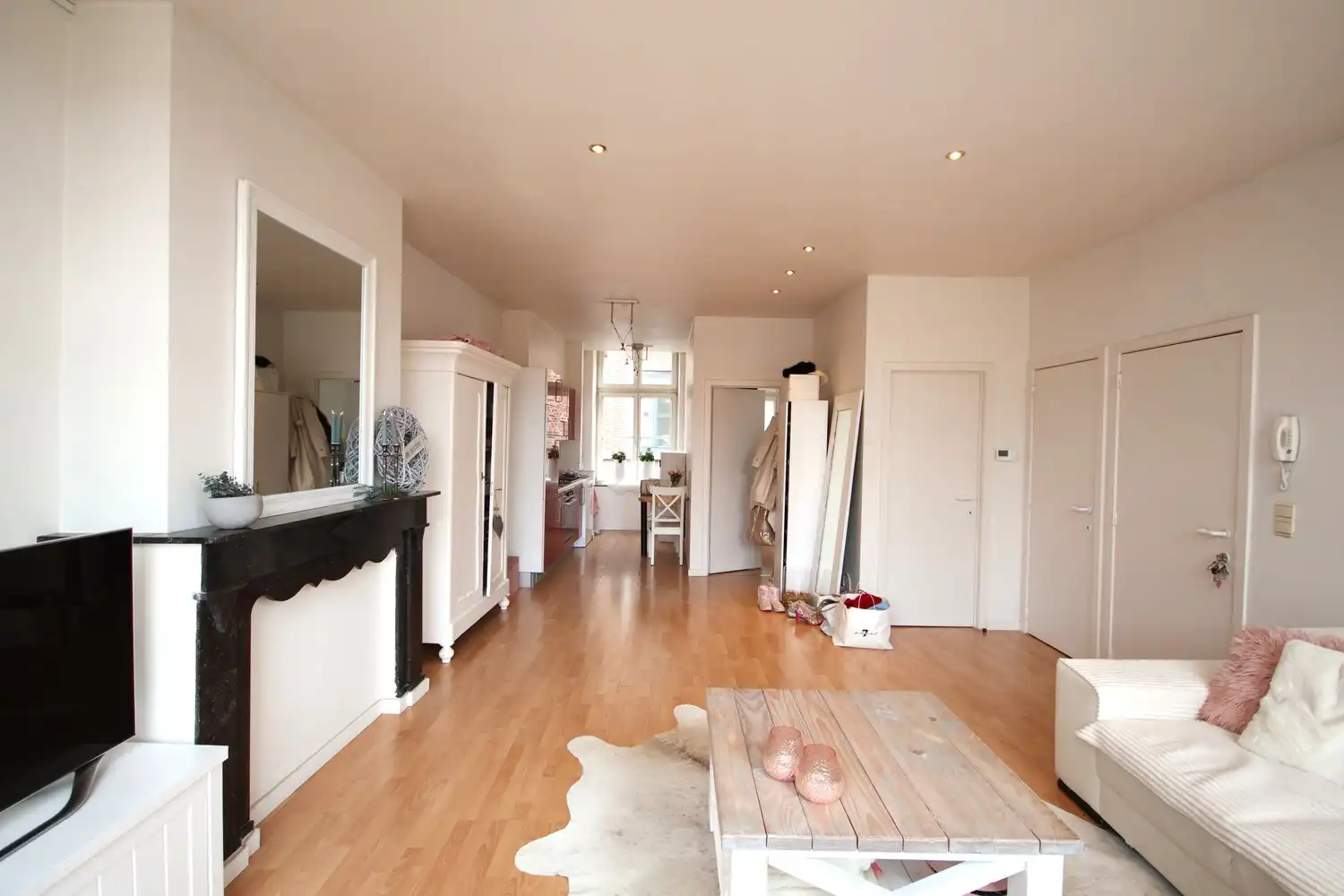 1-slaapkamerappartement in het centrum van Sint-Truiden foto 3