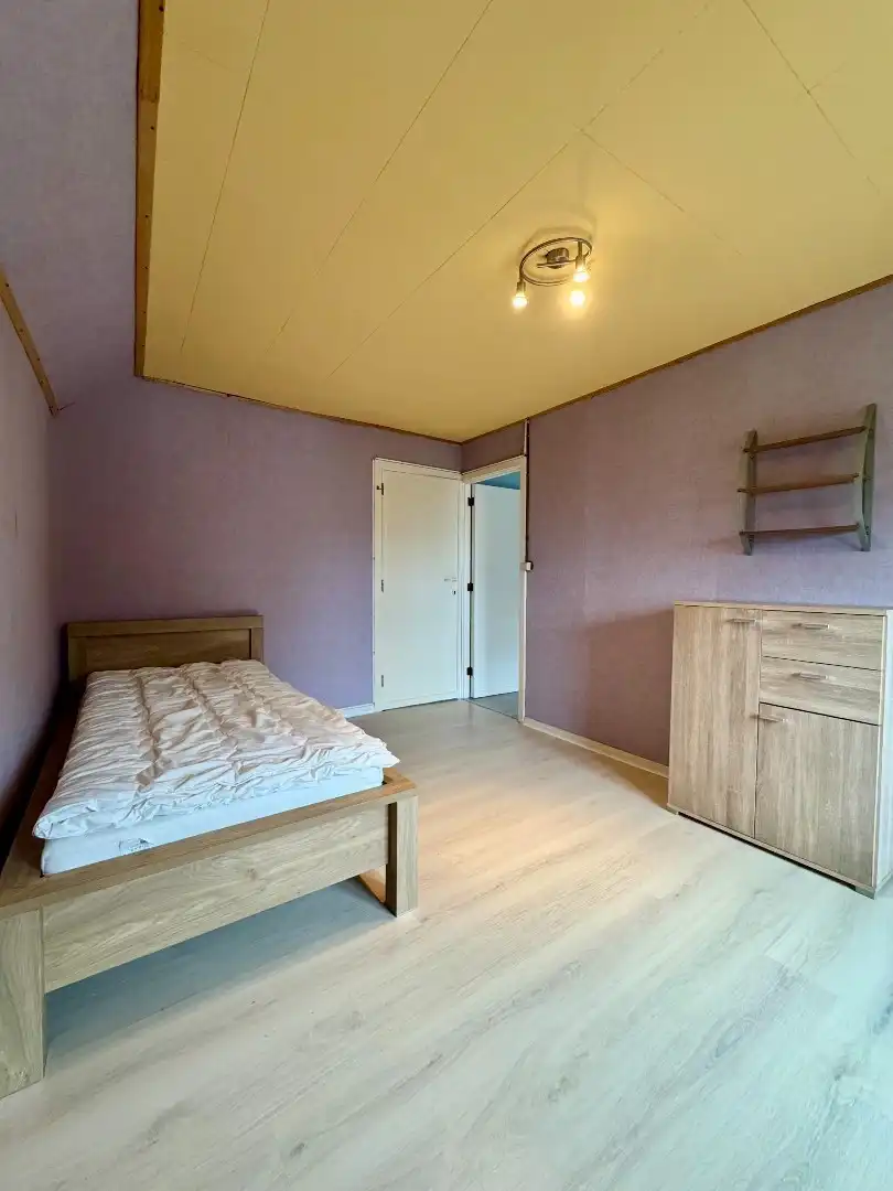 Te koop: ruime woning met onder andere slaapkamer en badkamer op het gelijkvloers.  foto 21