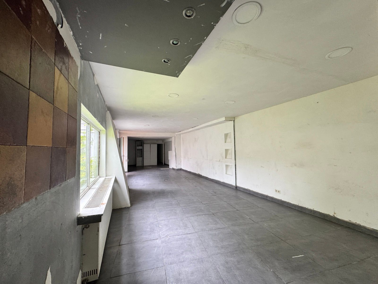 Te huur handelspand in het centrum van Wilrijk  foto 11