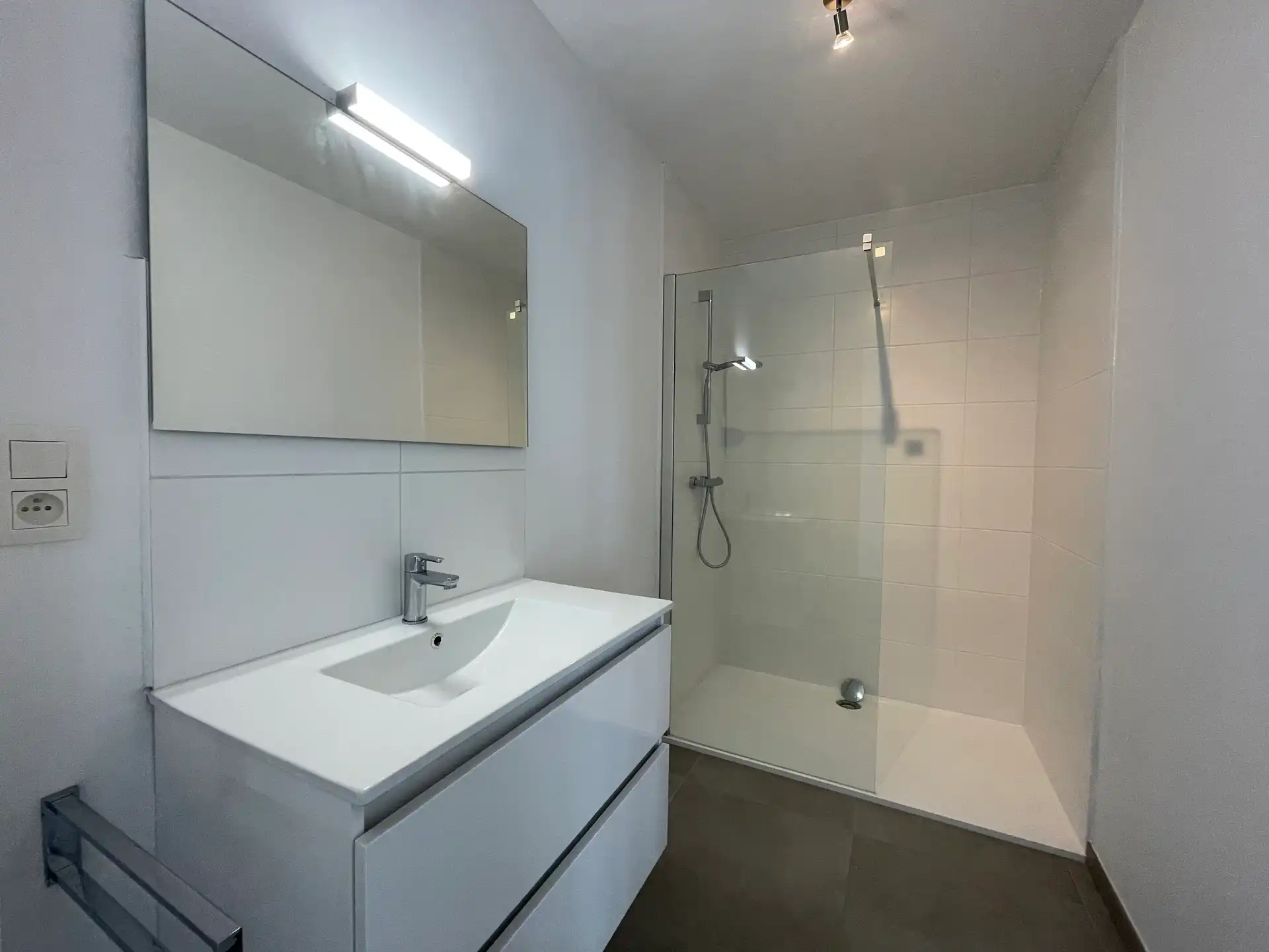 Nieuwbouw appartement op uitstekende locatie foto 8