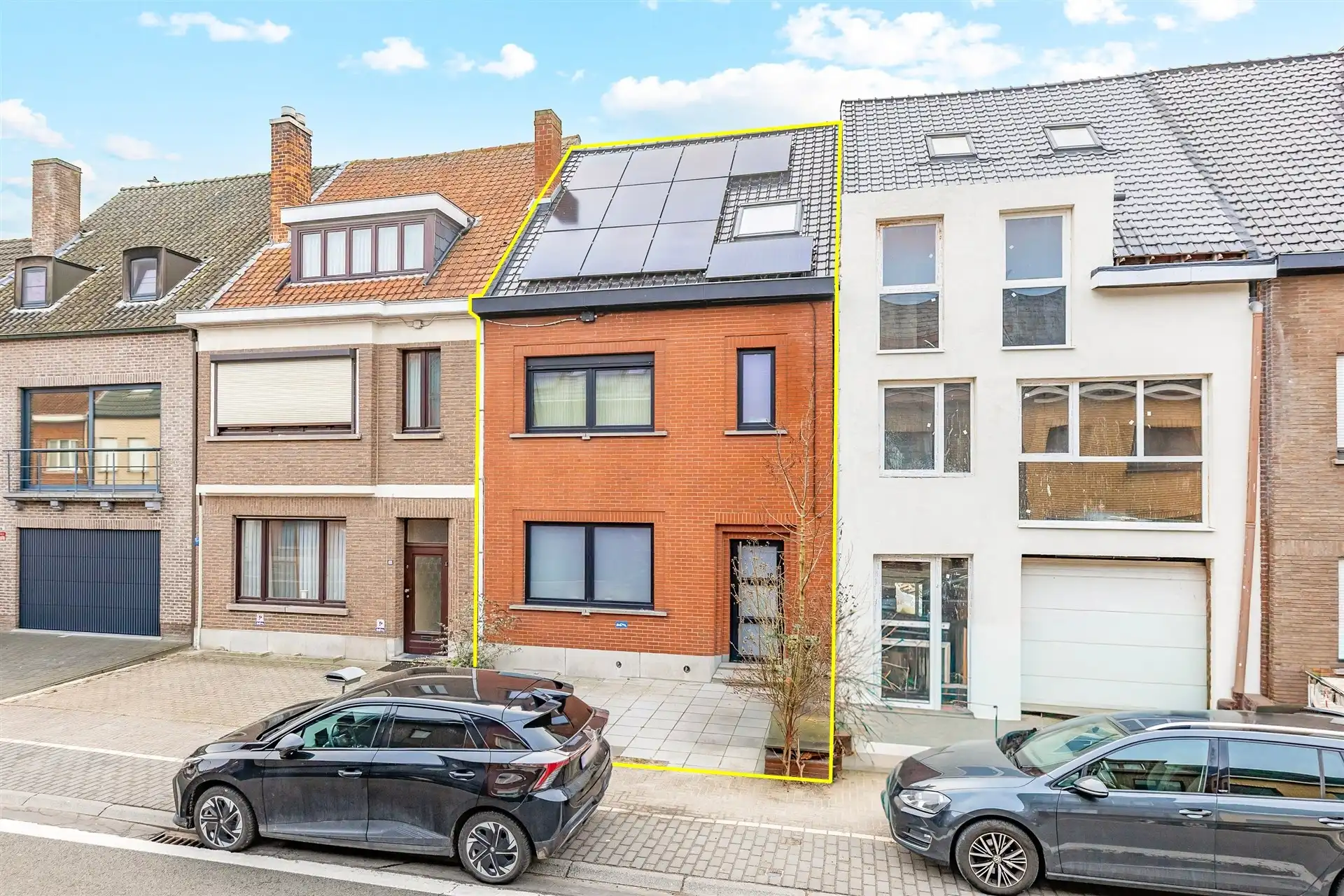 Hoofdfoto van de publicatie: Verder te renoveren gezinswoning in Wetteren