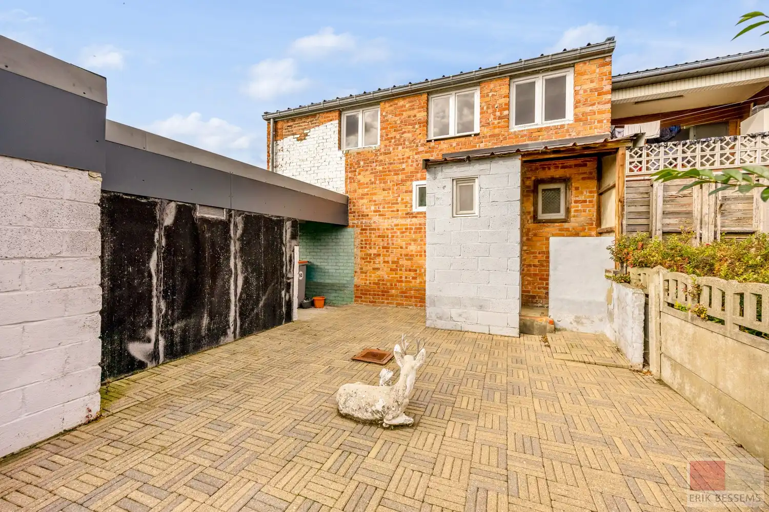 Leuke te renoveren halfopen bebouwing met potentieel en 3 ruime slaapkamers. foto 27