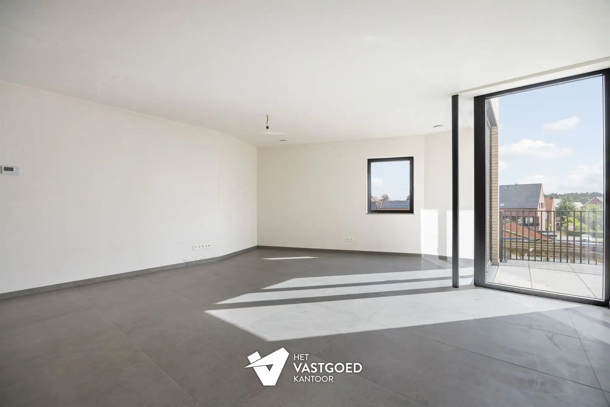 RUIM EN LICHTRIJK APPARTEMENT MET 1 SLAAPKAMER foto 7