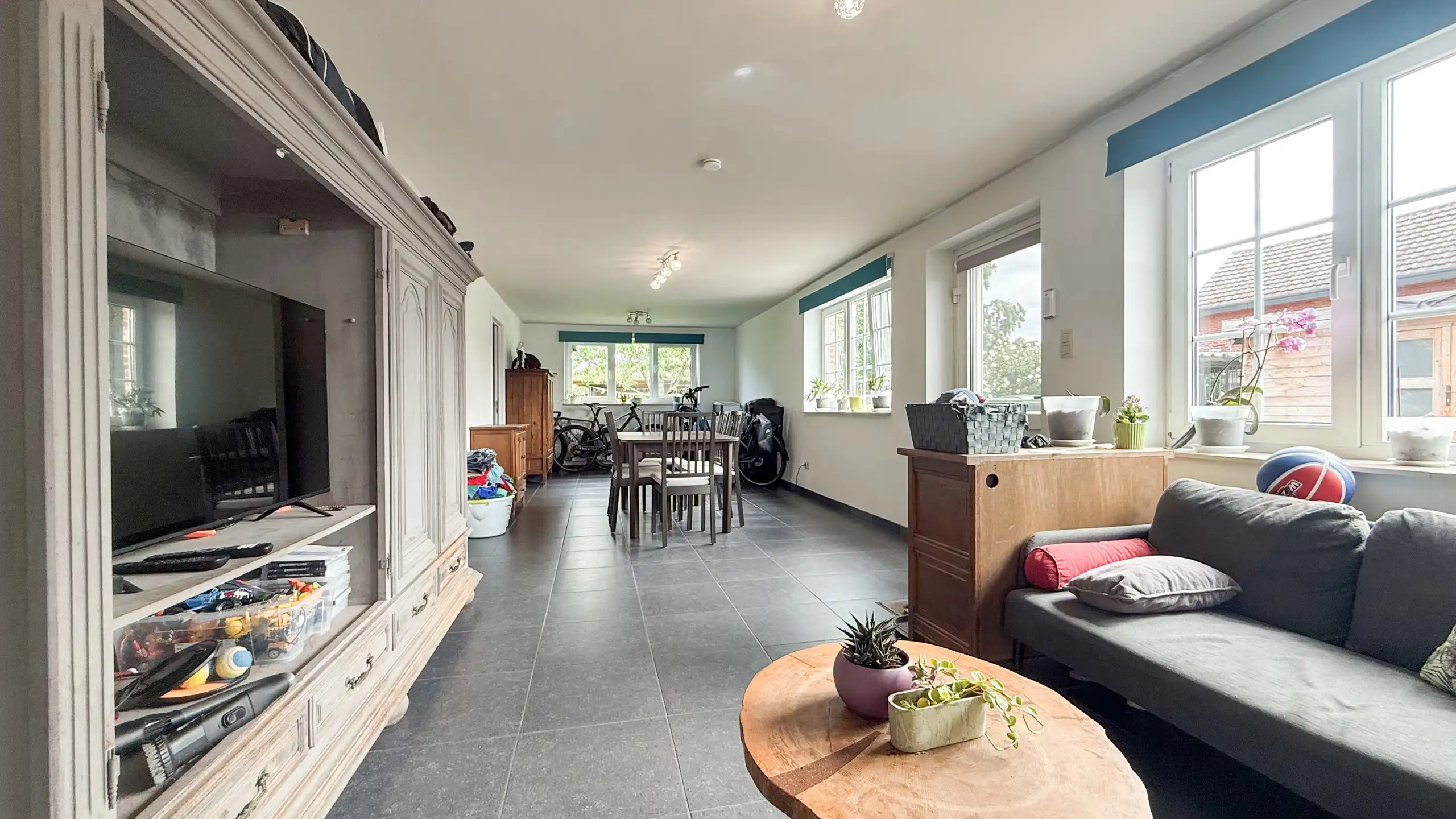Instapklare woning op 9,8 are met prachtige tuin! foto 18