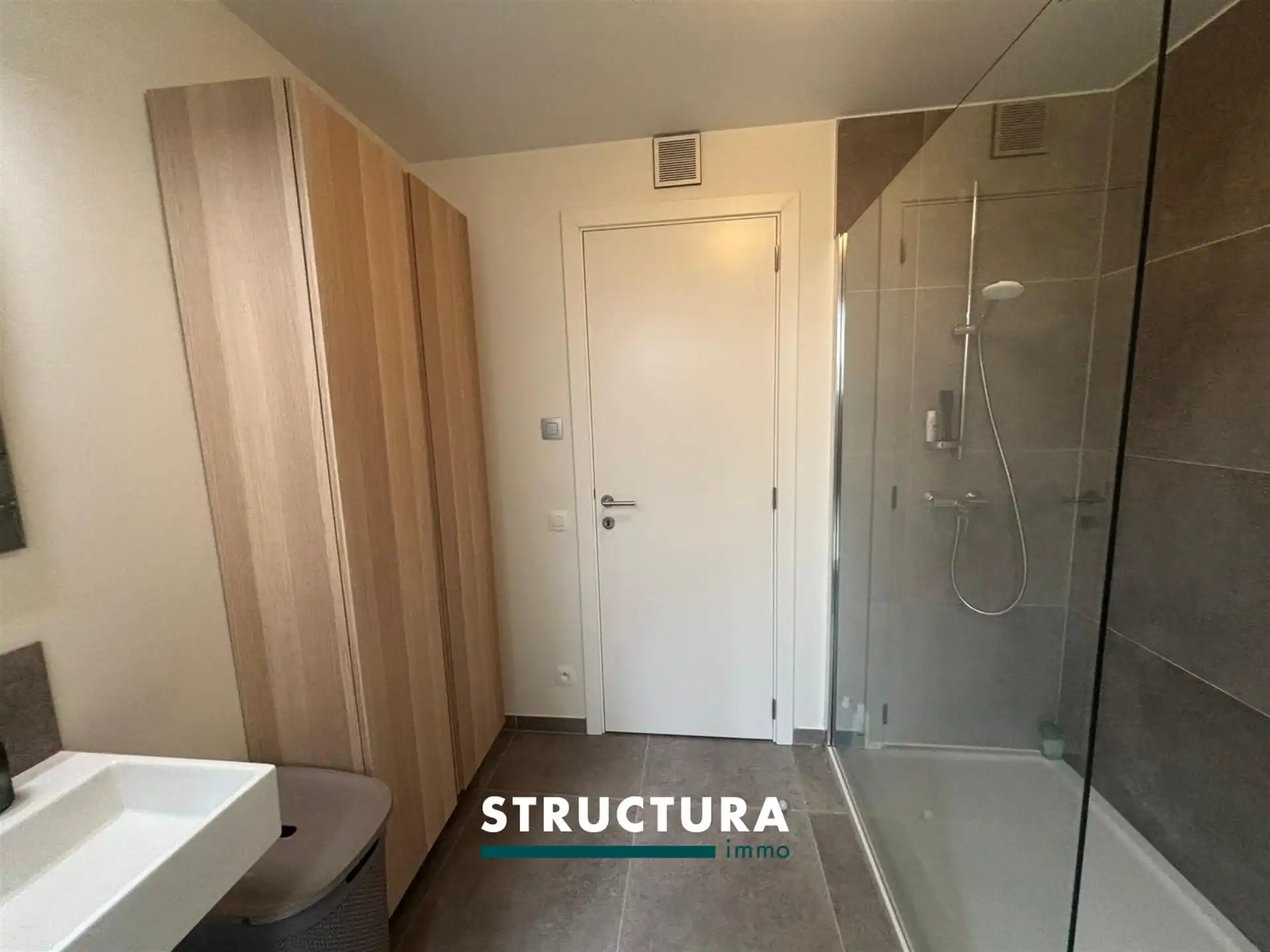 Gelijkvloers nieuwbouwappartement met landelijk uitzicht foto 16