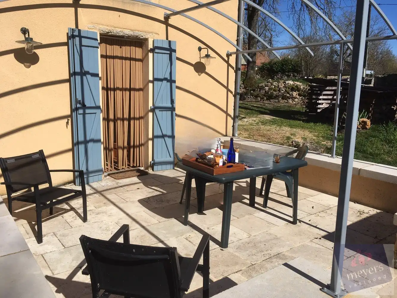 Exclusief gerenoveerd charmeverblijf met zwembad in het hart van Zuid-Frankrijk foto 4