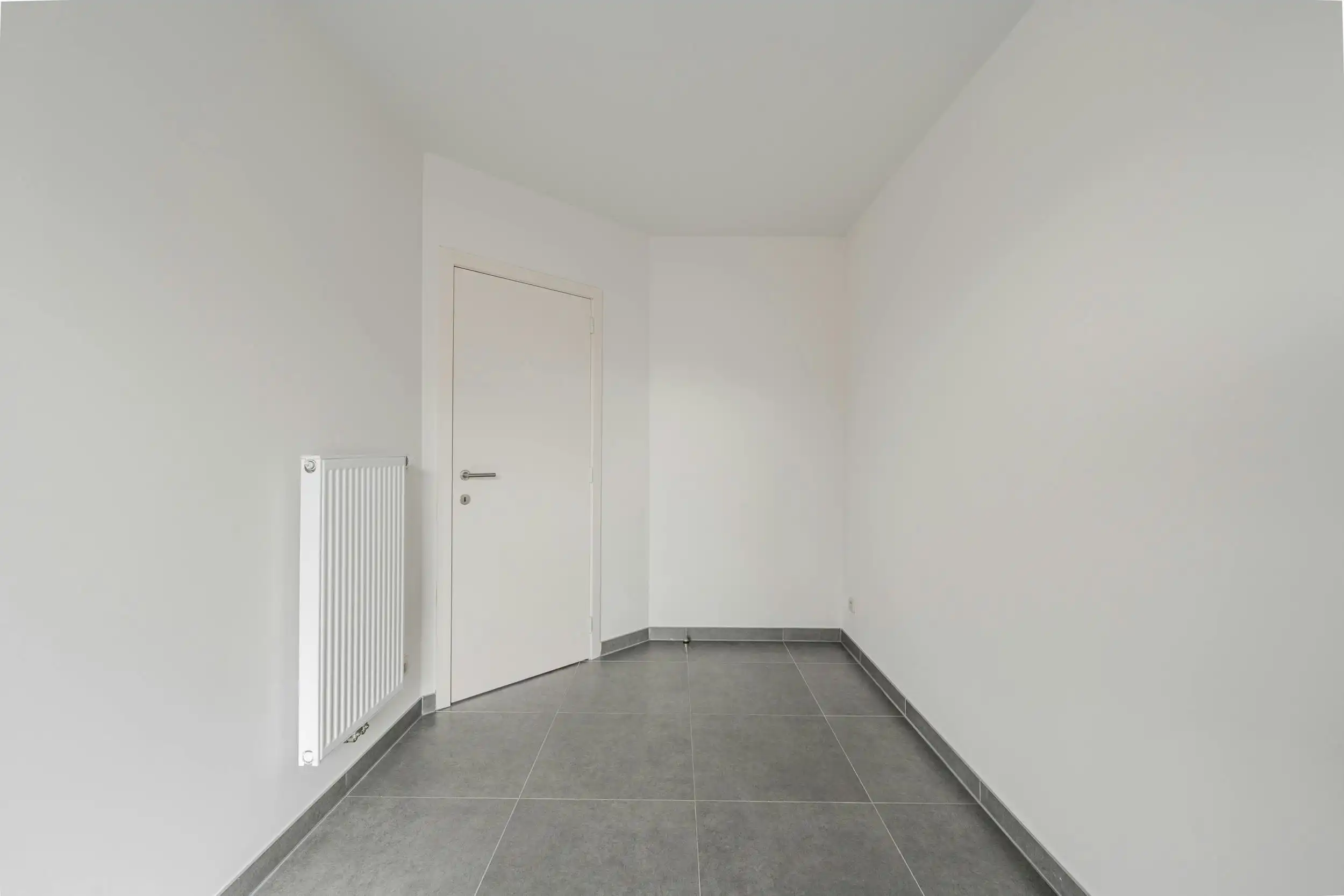 Recent 2-slaapkamerappartement met terras te Oostende  foto 17