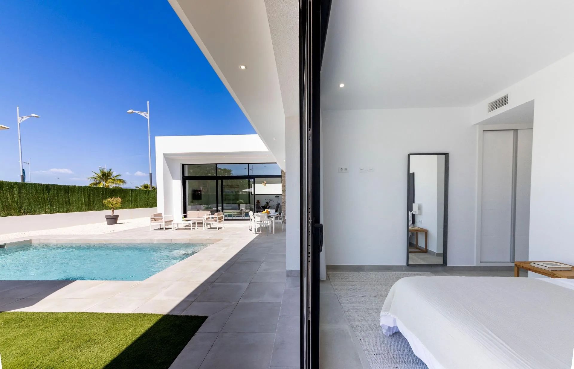 Geniet van het goede leven: villa's met privé zwembad en ruime tuin te koop! foto 13
