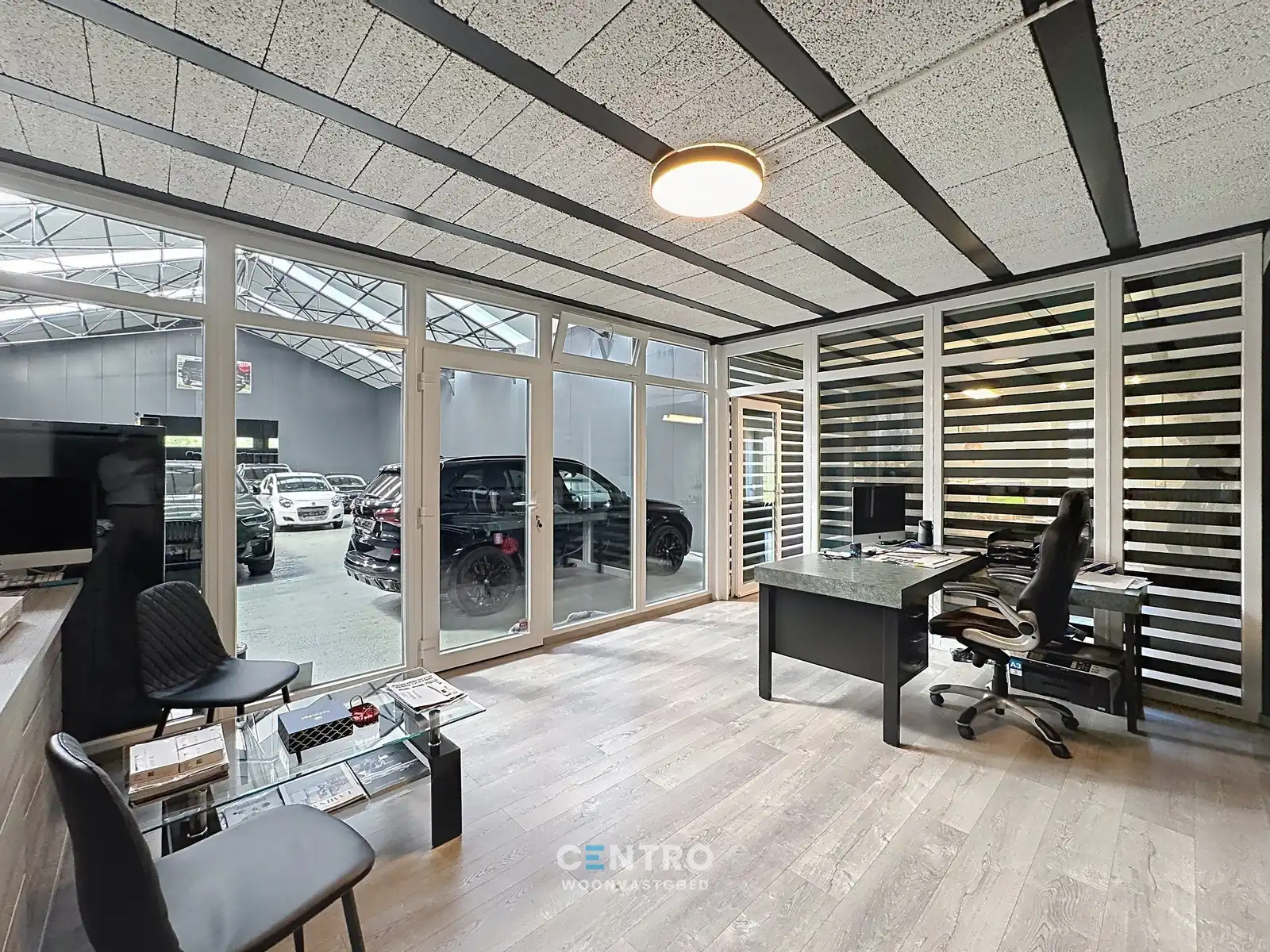 Woning met opslagruimte op zeer strategische locatie! foto 22