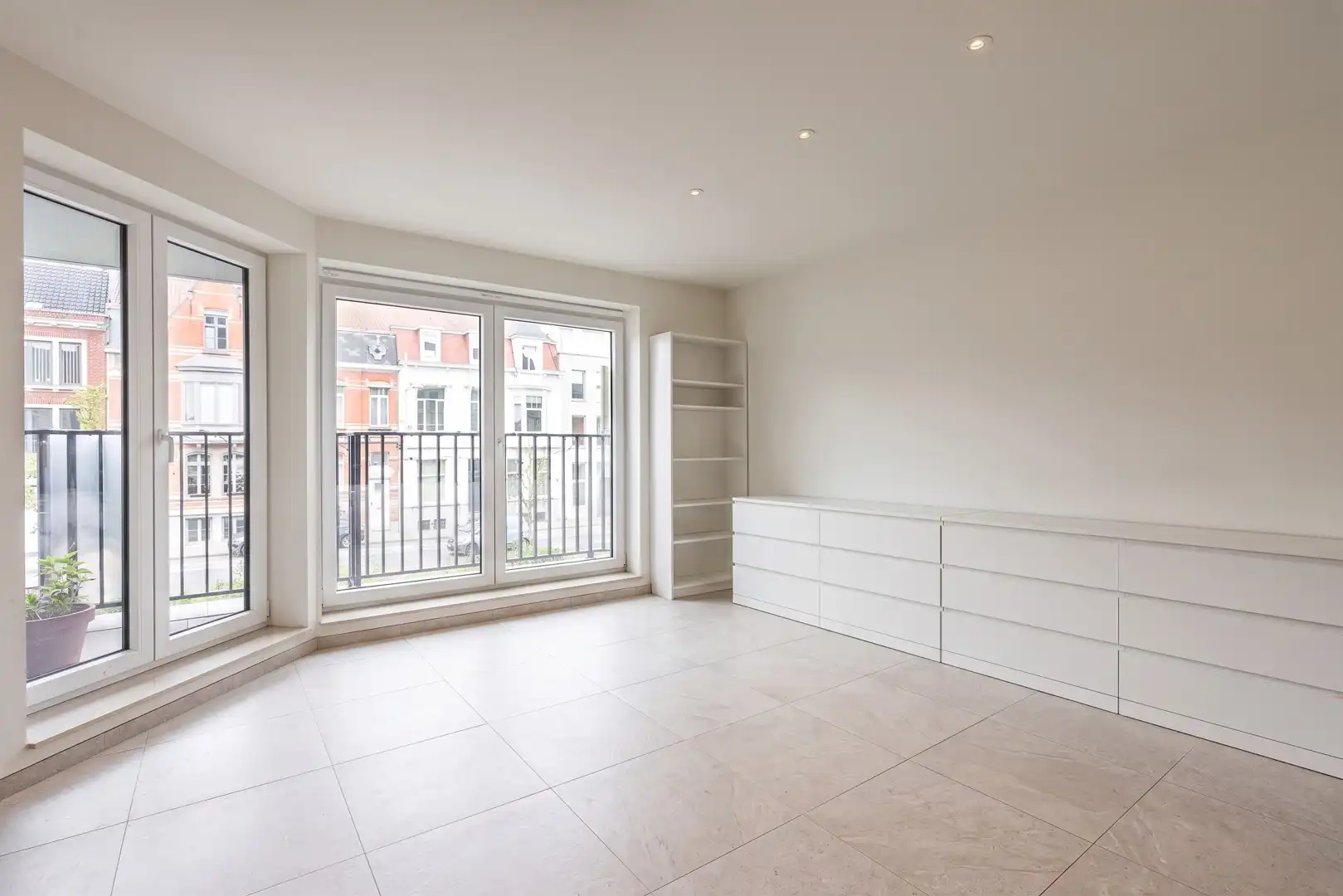 Recent nieuwbouwappartement te koop in Eeklo – ideale investering! foto 3