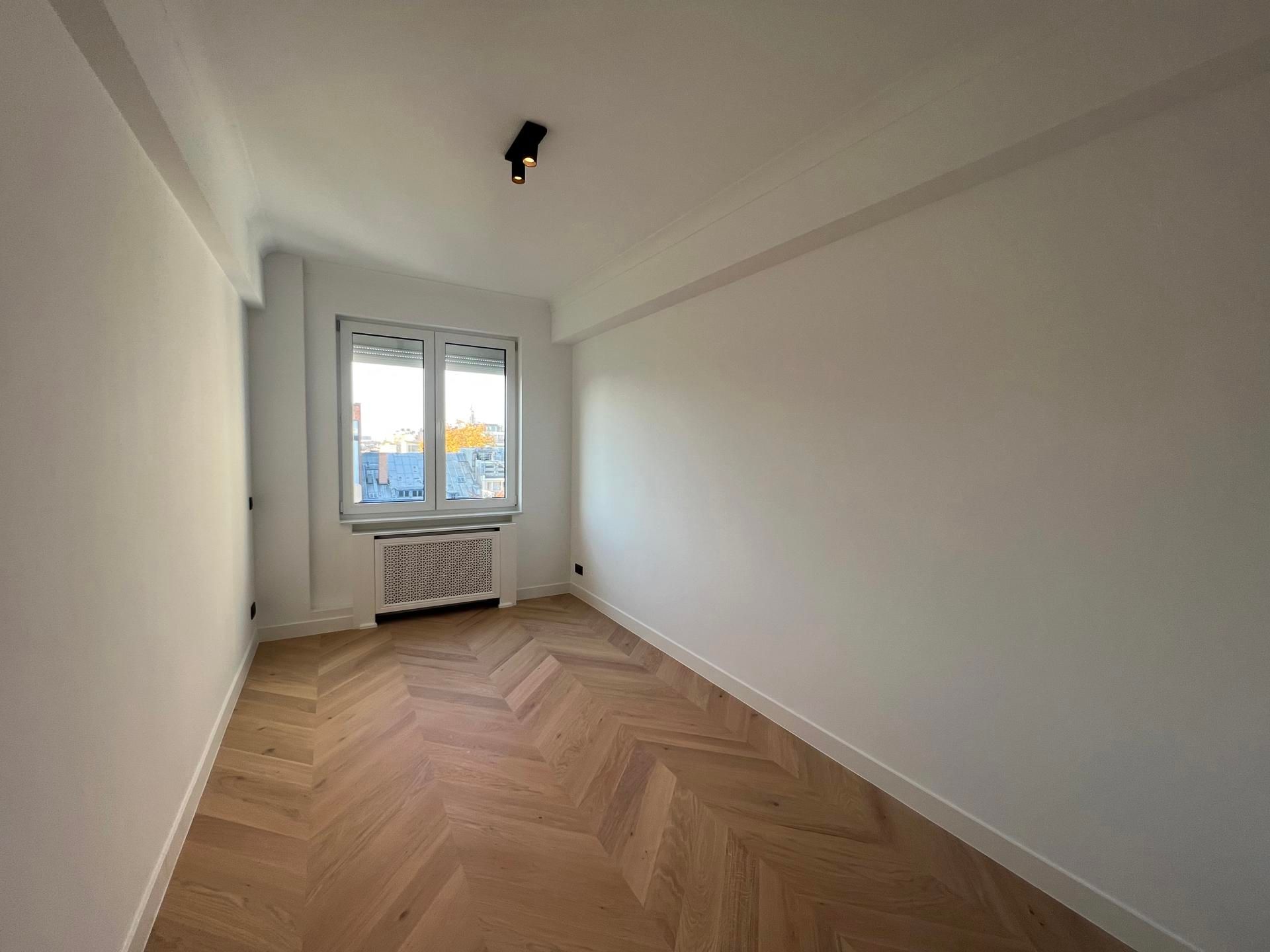 Gerenoveerd appartement met zicht op het park foto 8