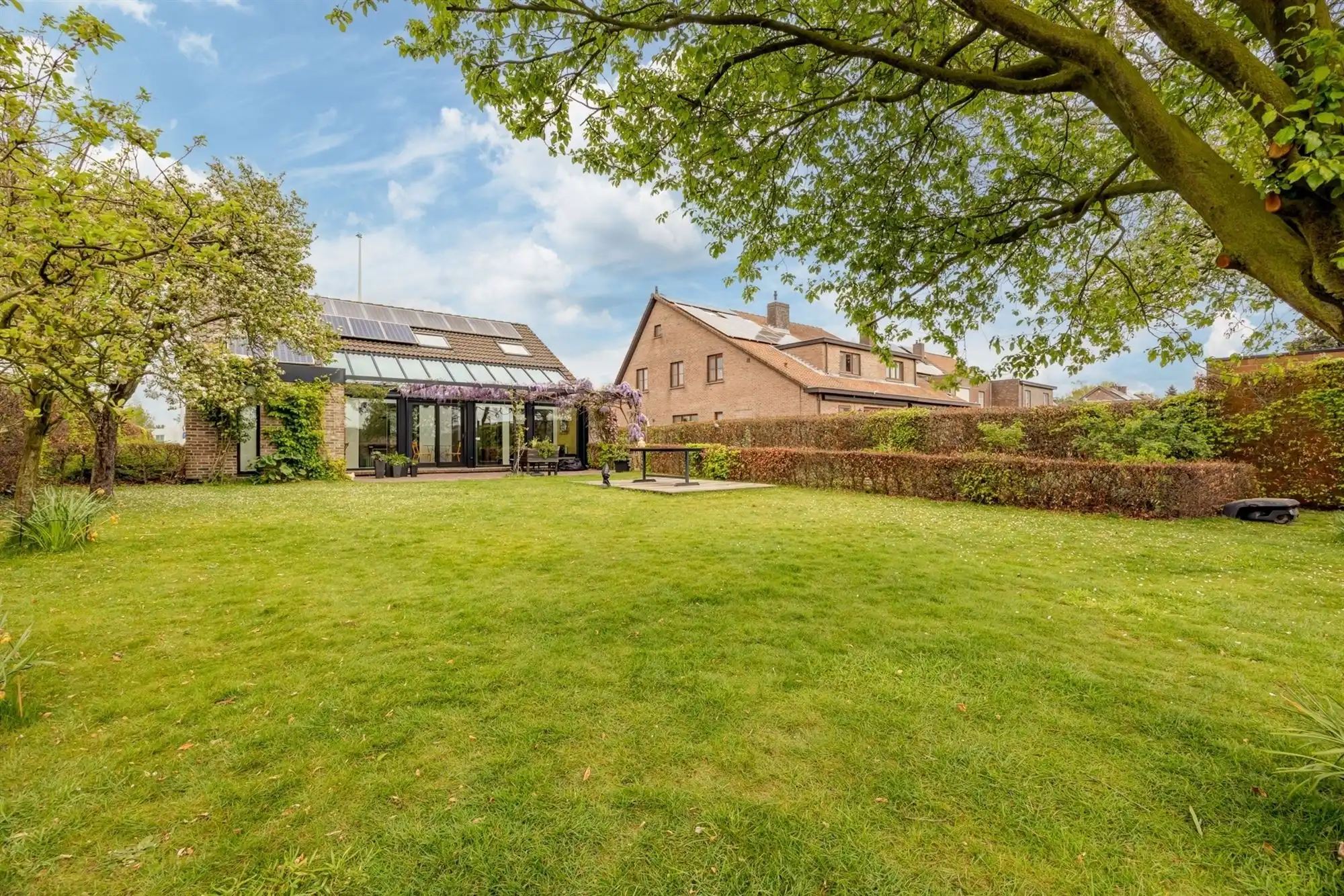 Instapklare en vrijstaande gezinswoning met 3 slpk. en een ruime tuin foto 20