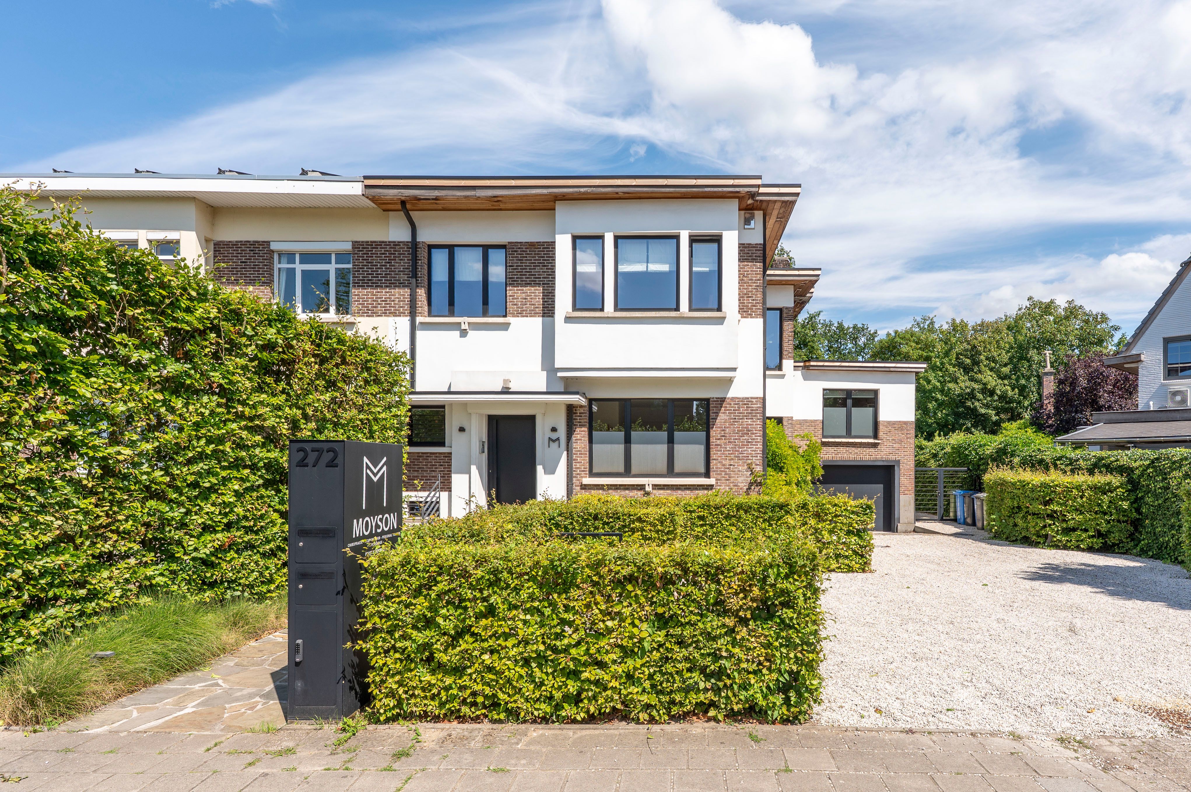 Exclusief en karaktervol appartement mét terras te huur in Brasschaat! foto 24