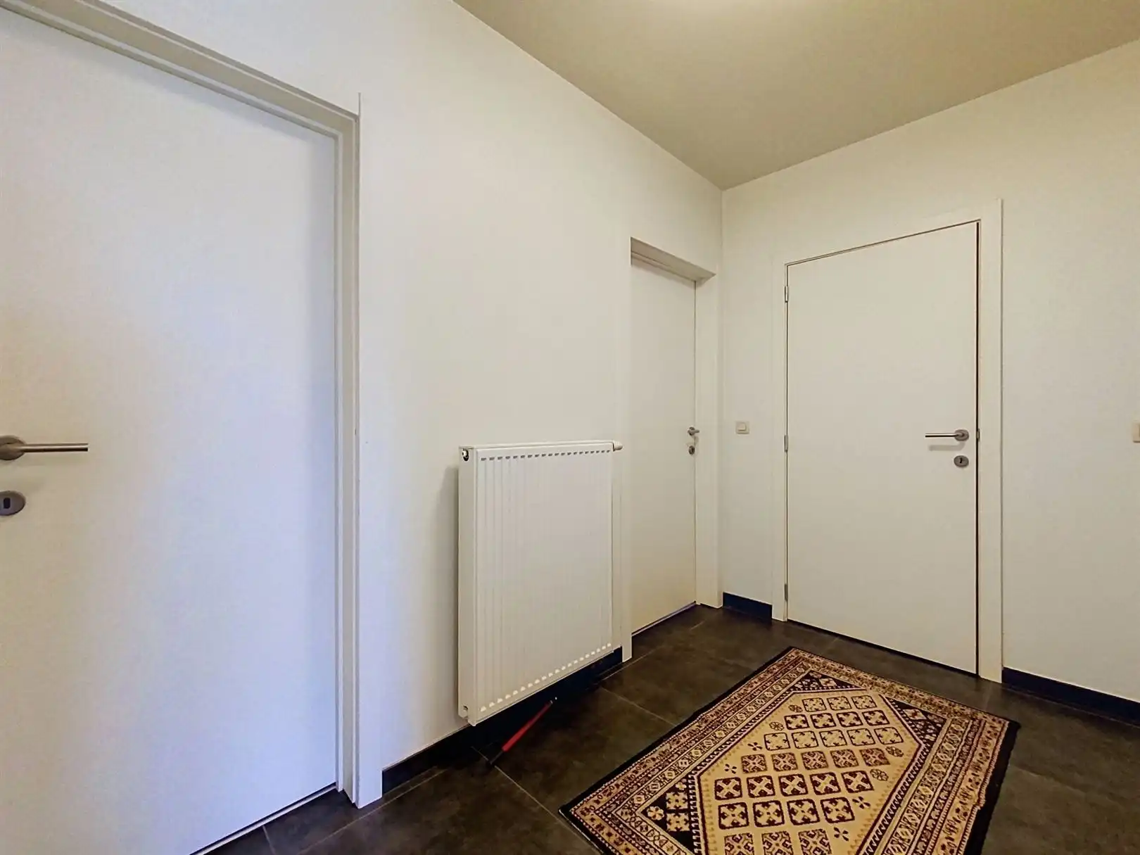 Instapklaar gelijkvloersappartement met garage te Gooreind foto 5