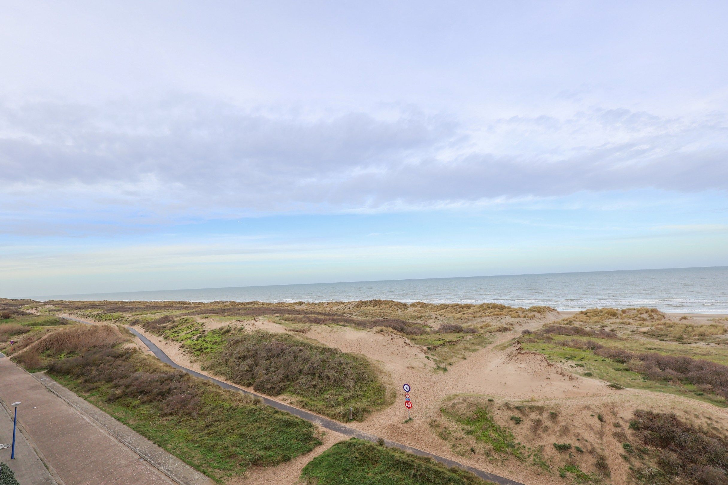 Ruime studio met prachtig zeezicht in de Res. Plaza I foto 12