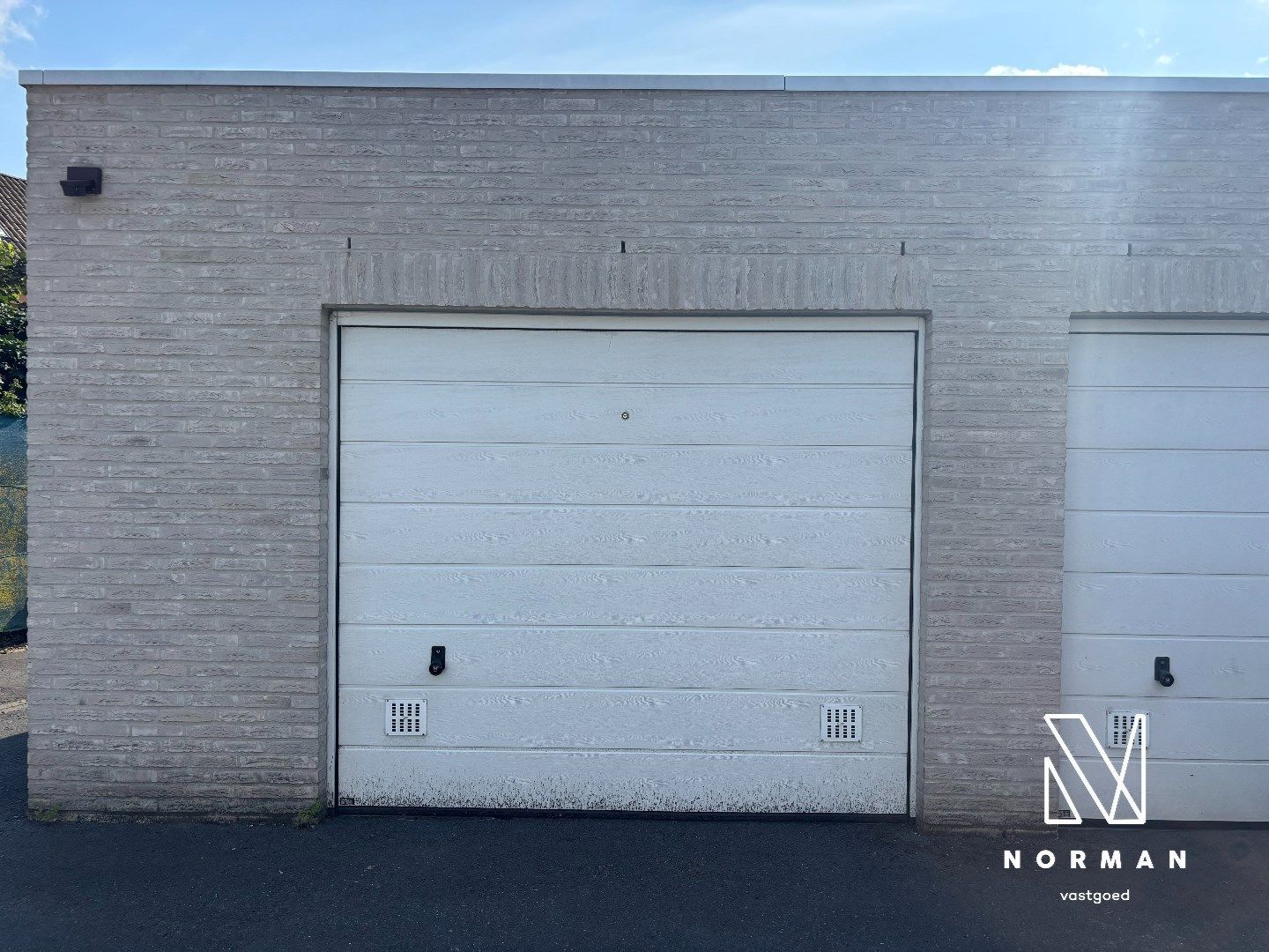 Instapklaar appartement met 2 terrassen en garage in Heule! foto 17