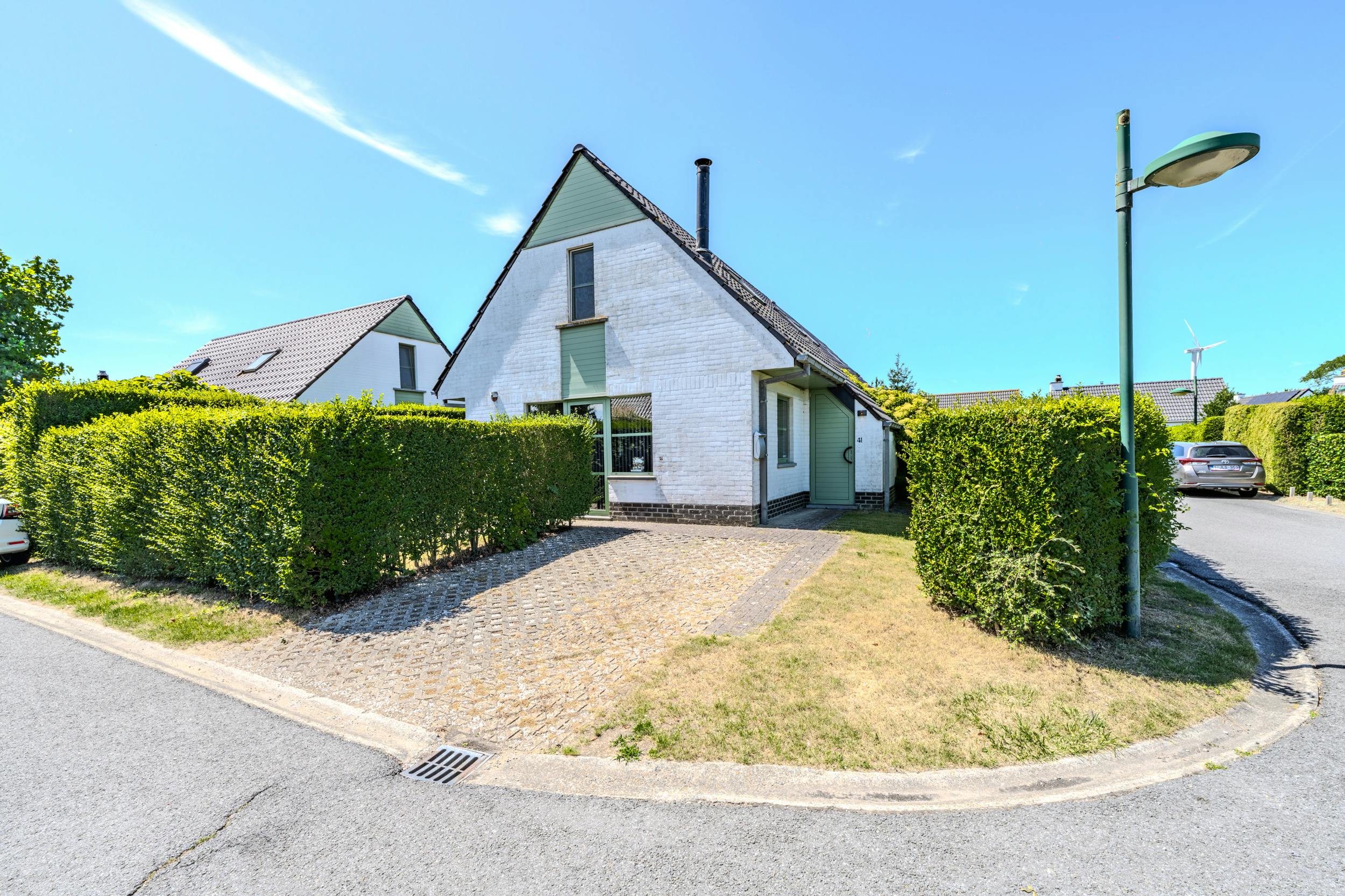 Vakantiewoning met vier slaapkamers en terras te Nieuwpoort foto {{pictureIndex}}